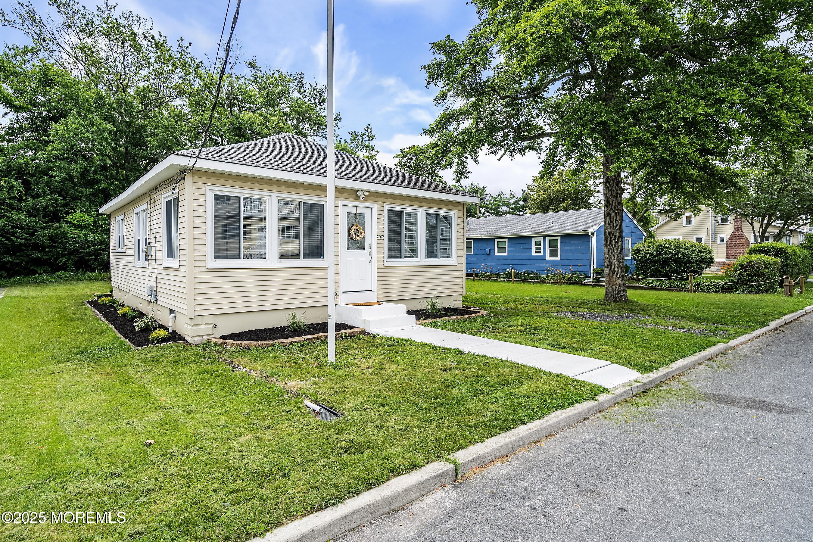 509 Monmouth Avenue – photo 5