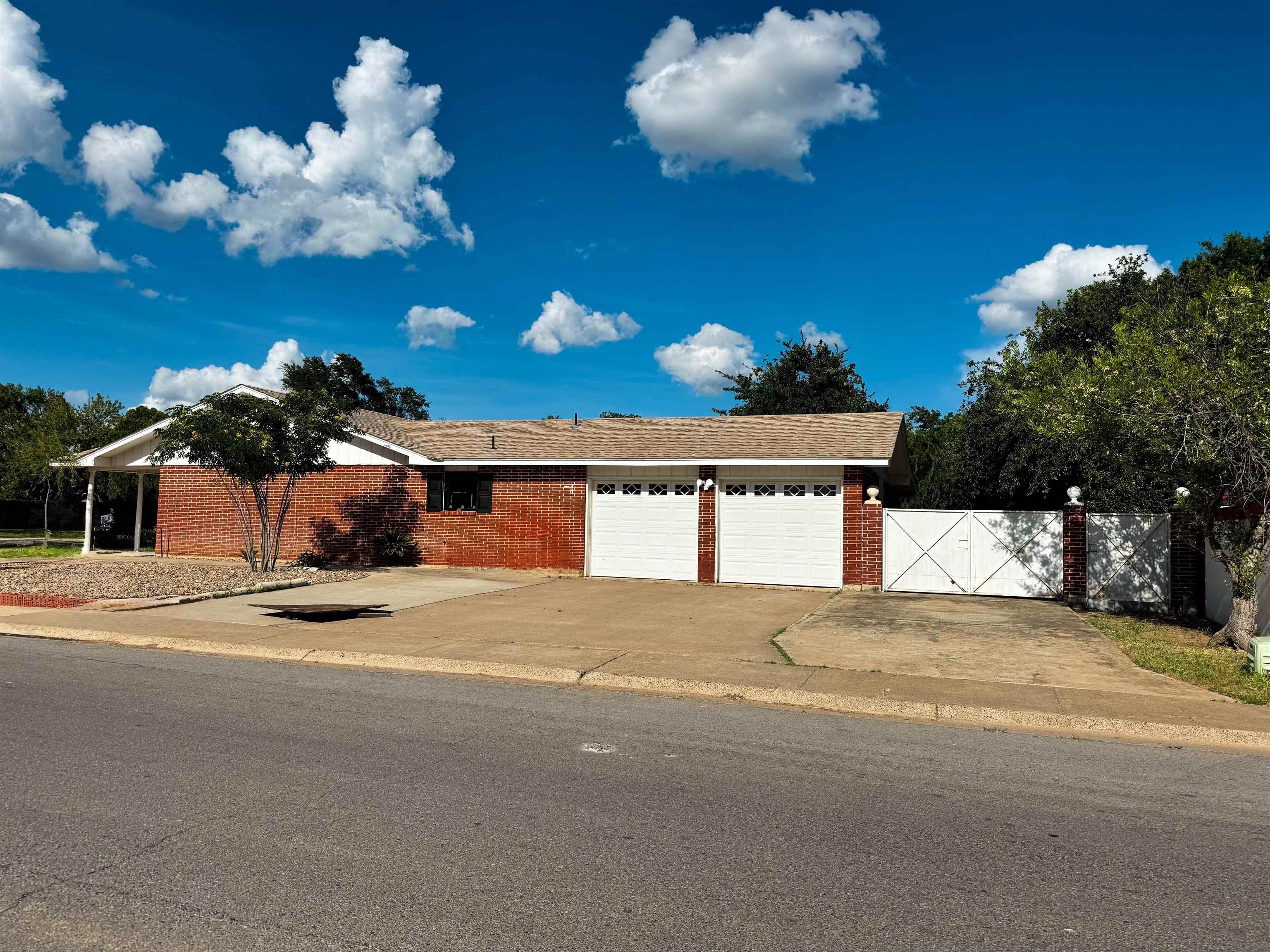 201 Gumwood Ln – photo 4