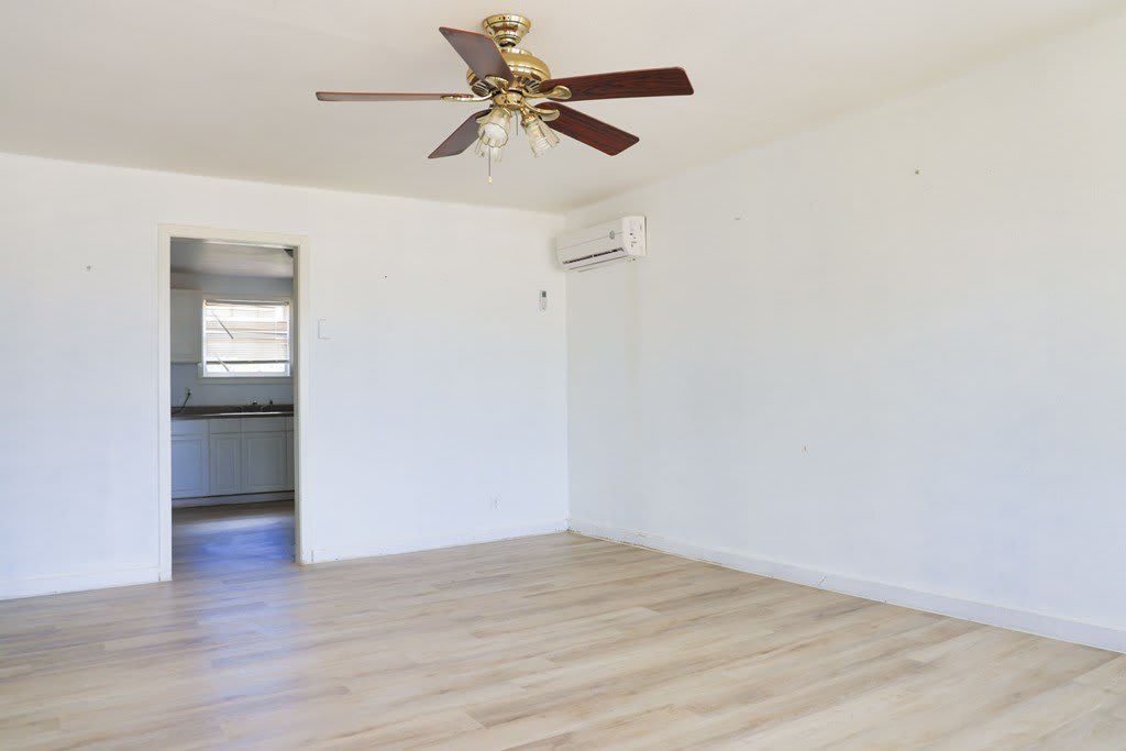 903 W 20th St – photo 3