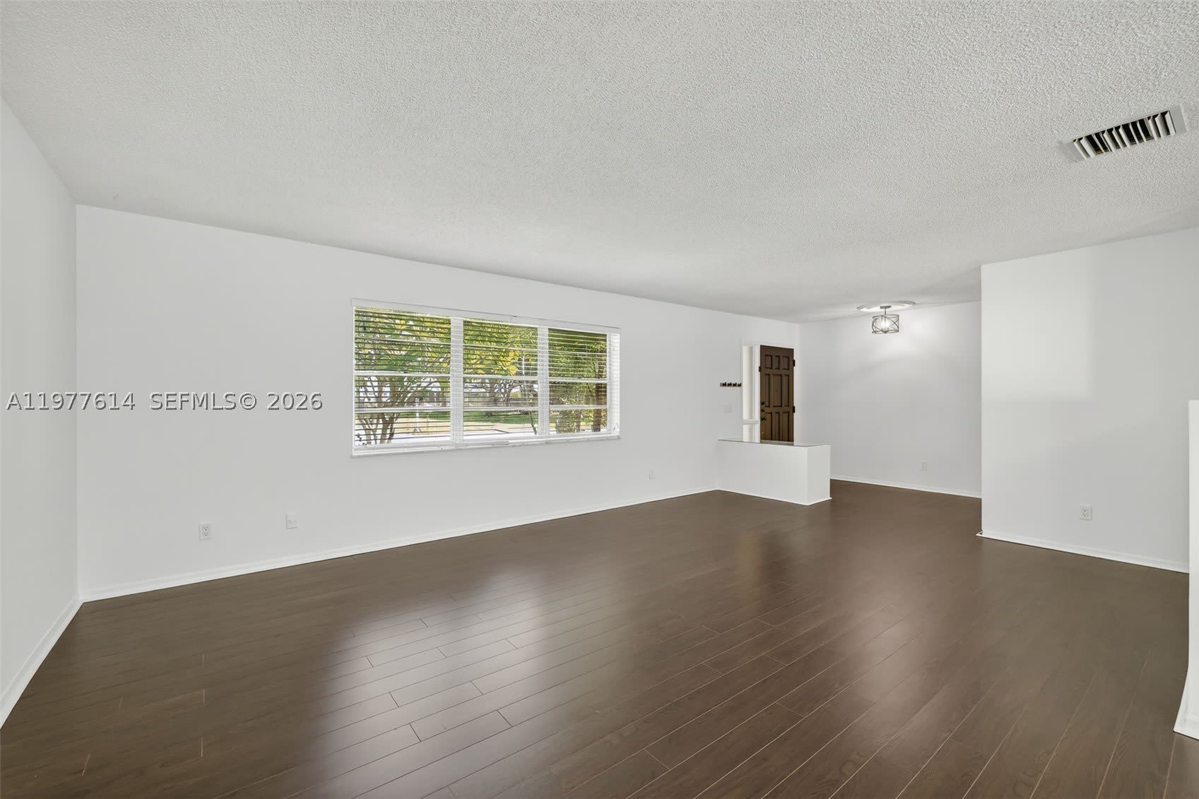 770 SE Hollahan Ave – photo 3