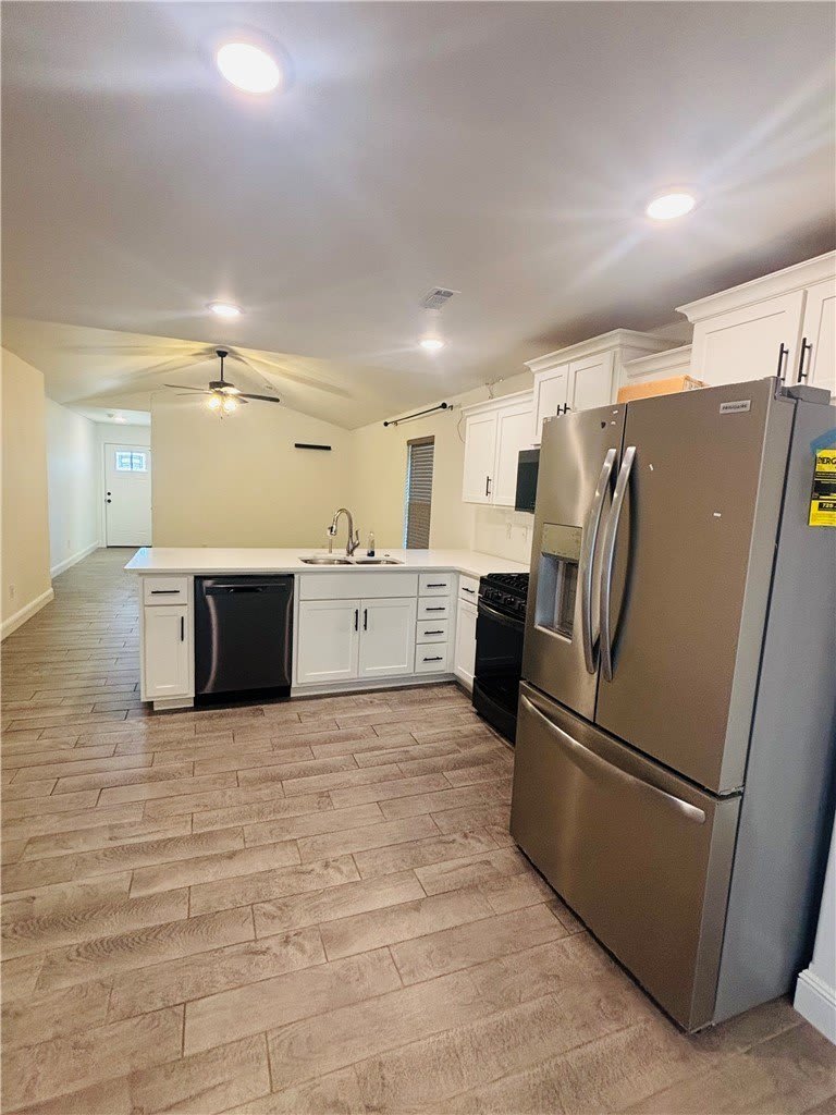 2131 Wildflower Drive – photo 3