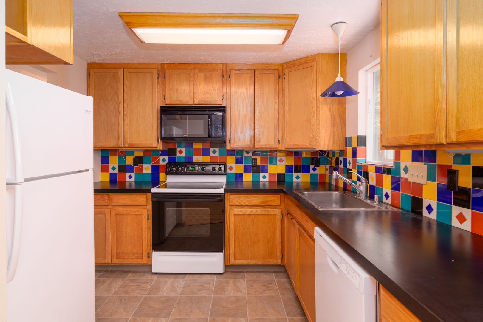 ***Coming soon July 15th***3 bedroom 2 bath next to EWU!! – photo 3