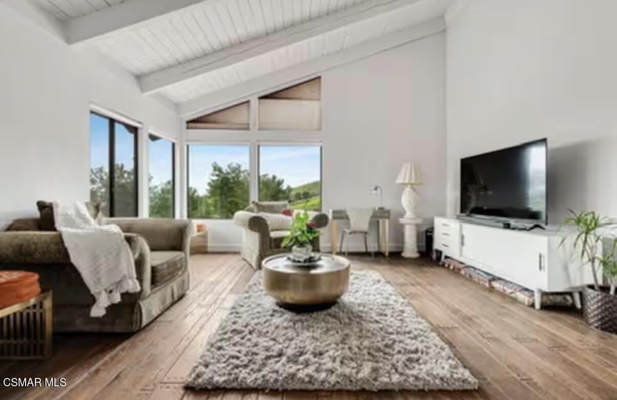 2286 Mt Vernon Avenue – photo 1