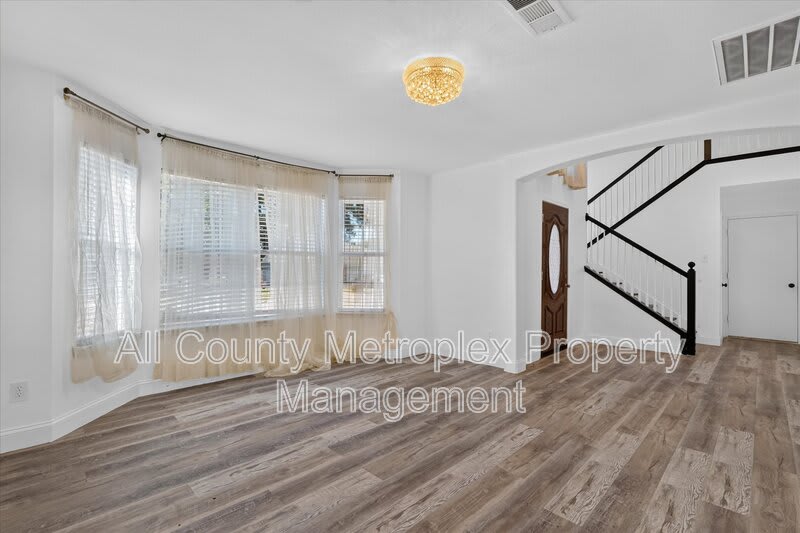2112 Aster Trail – photo 5