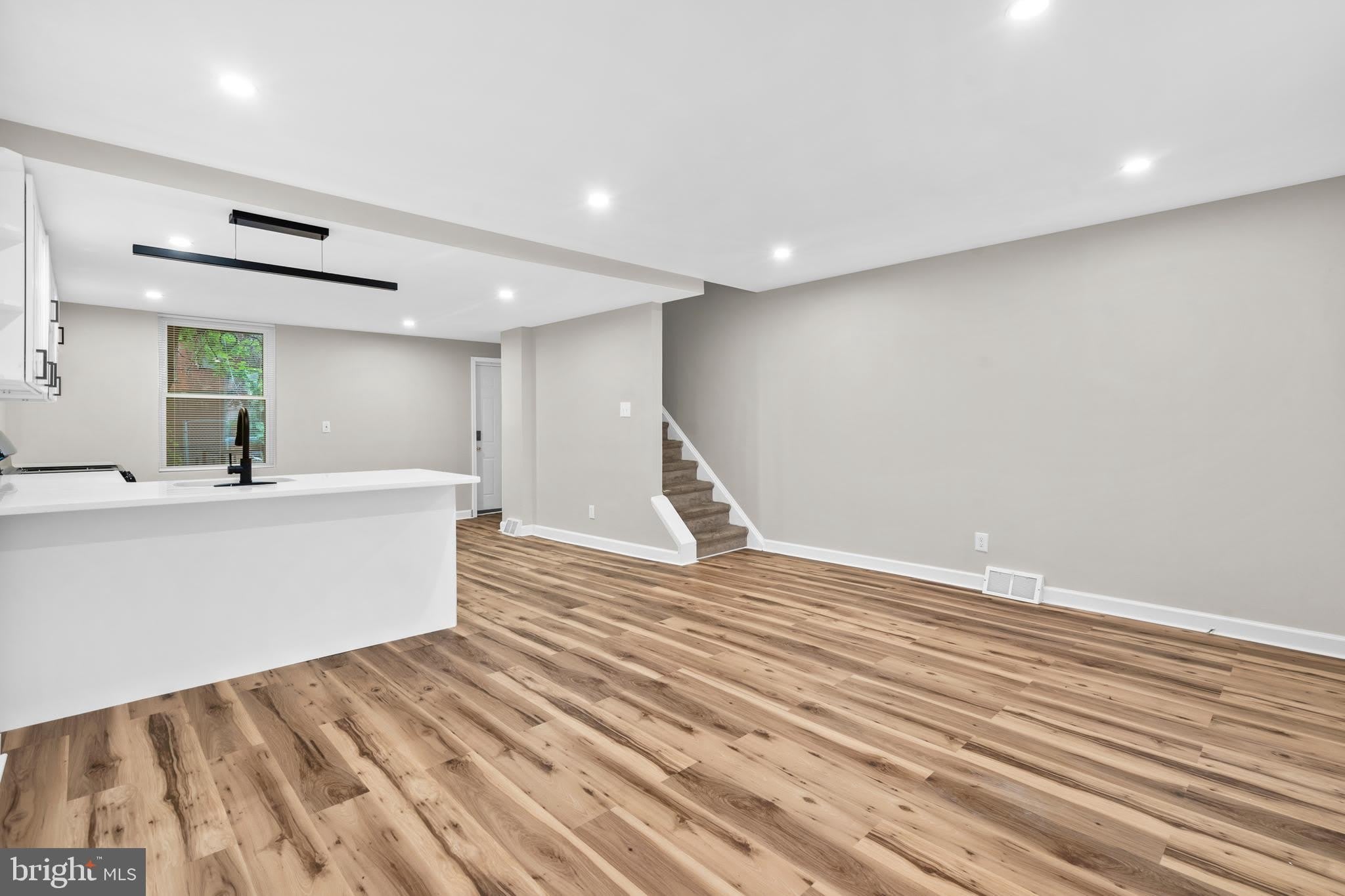 1908 N Croskey Street – photo 4
