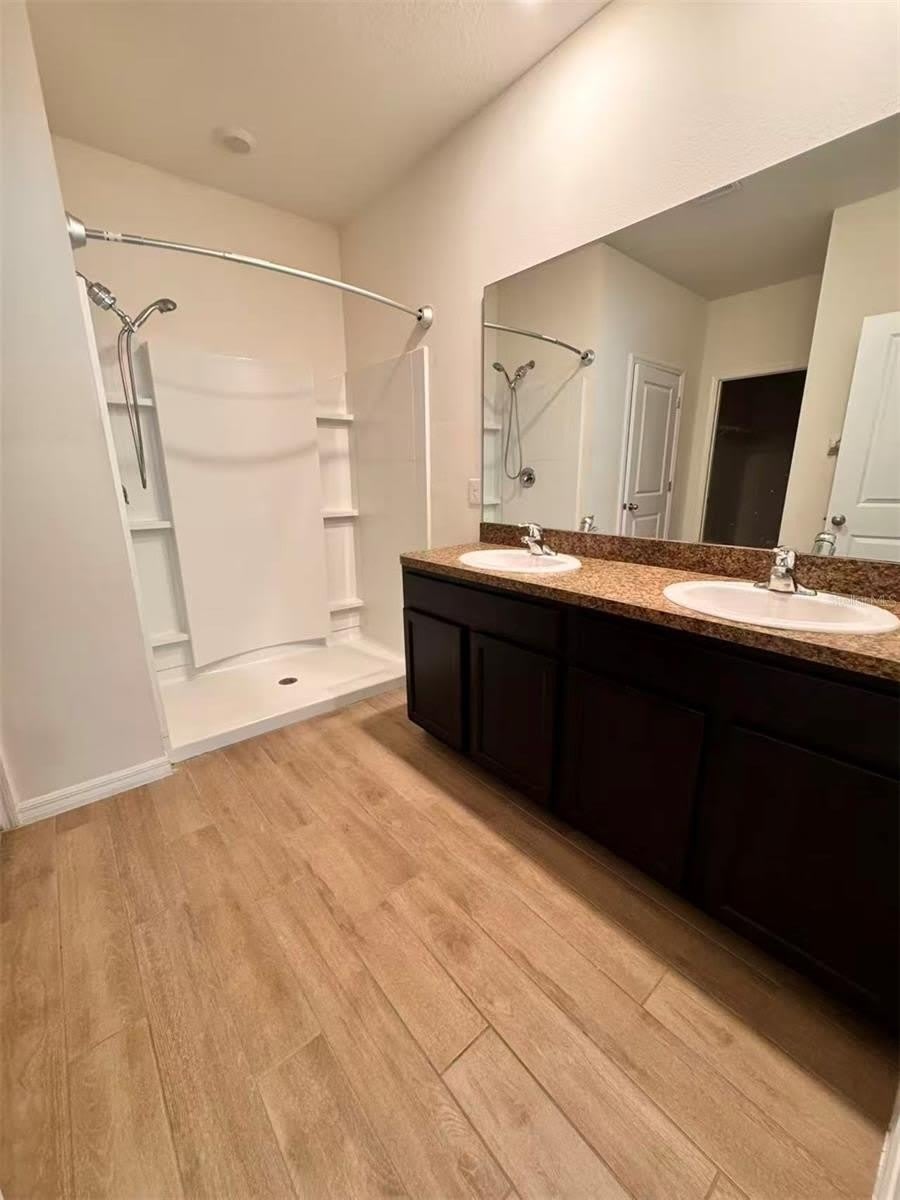 8244 SW 60TH Road – photo 4