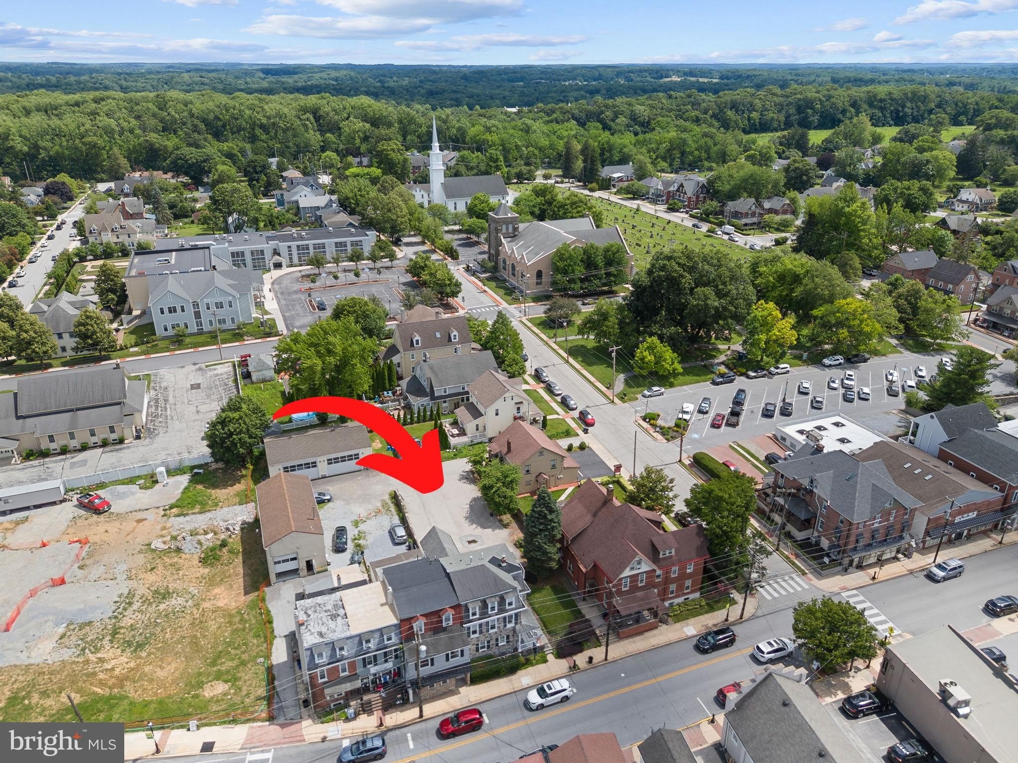 116 E KING Street – photo 2