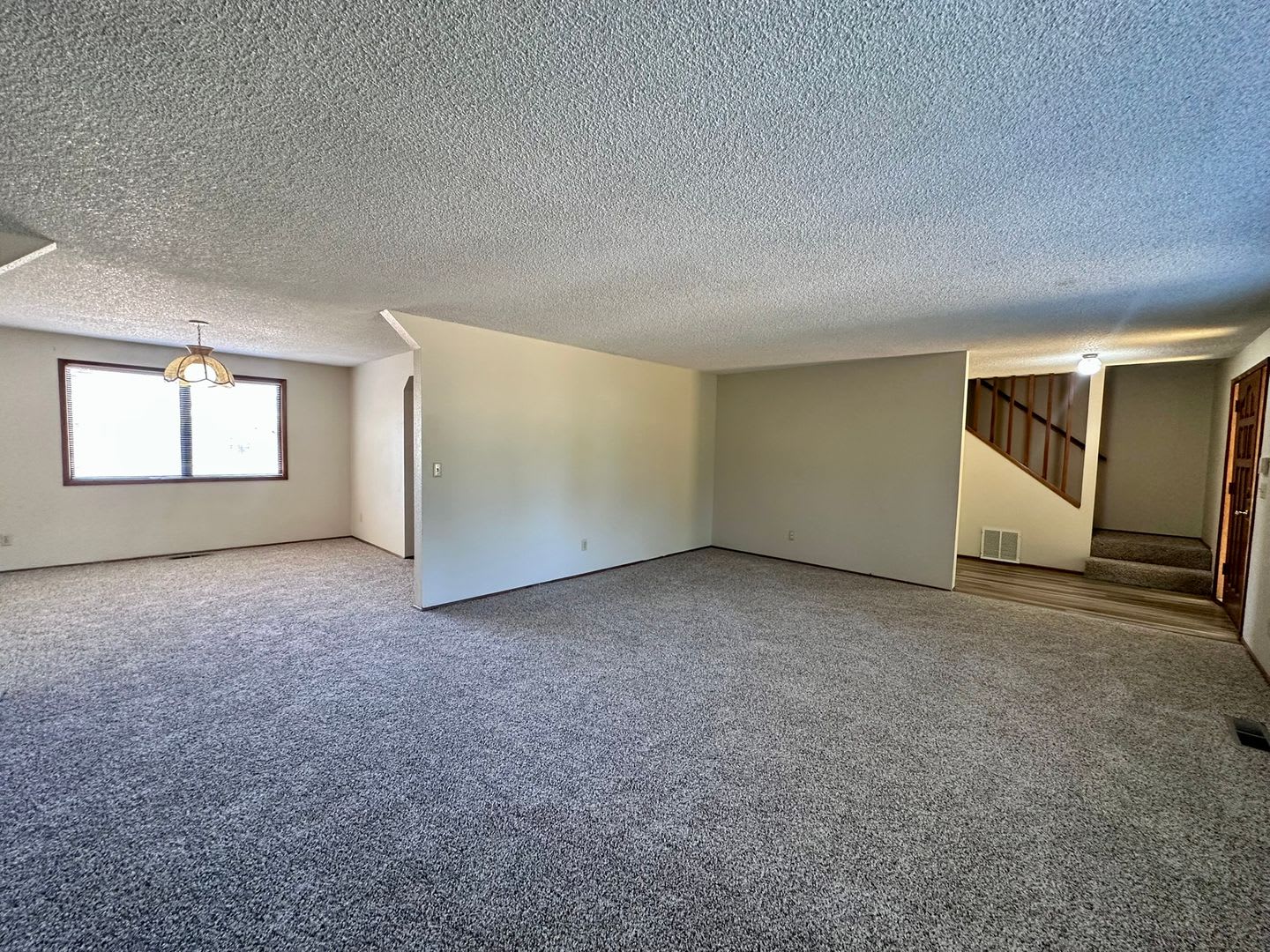 Four Bedroom Charmer – photo 4
