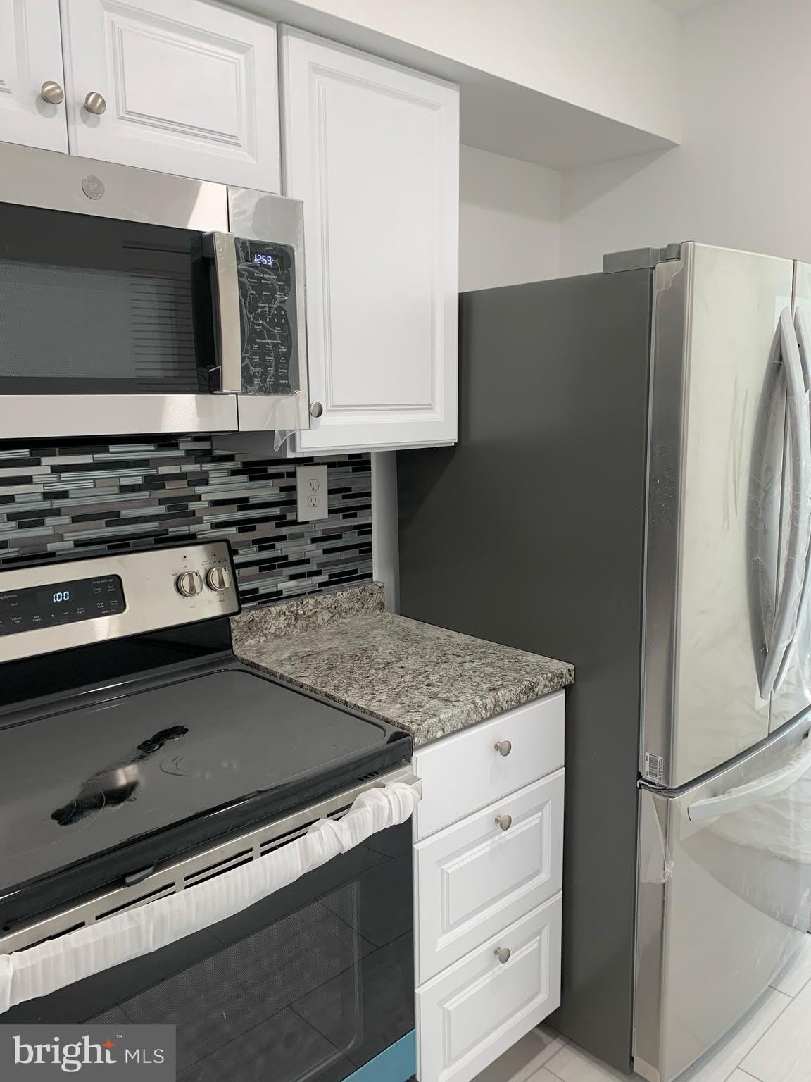 2113 HARBOUR Drive – photo 2