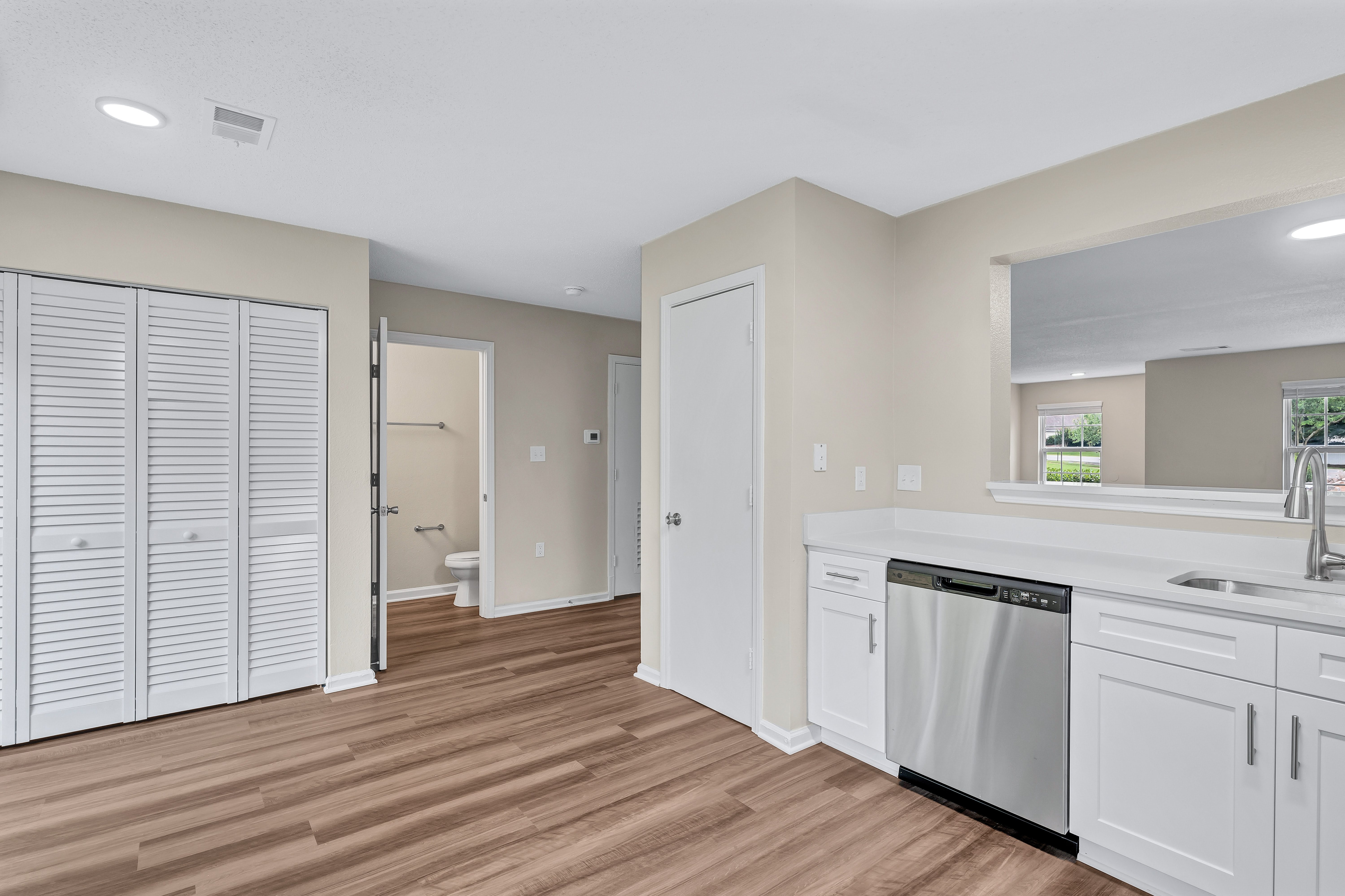 Willow Bend Townhomes – photo 2