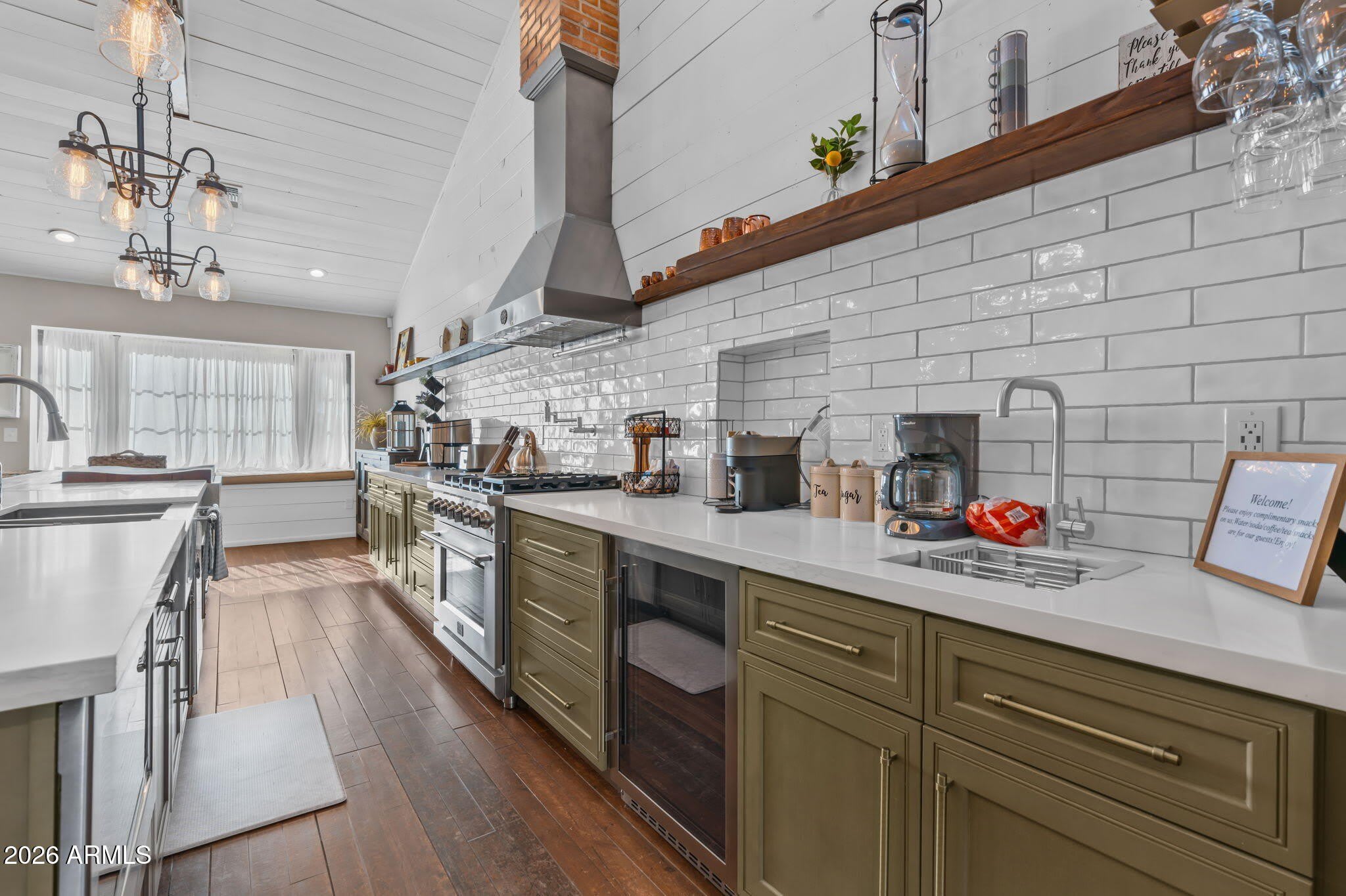 4402 E TURNEY Avenue – photo 5