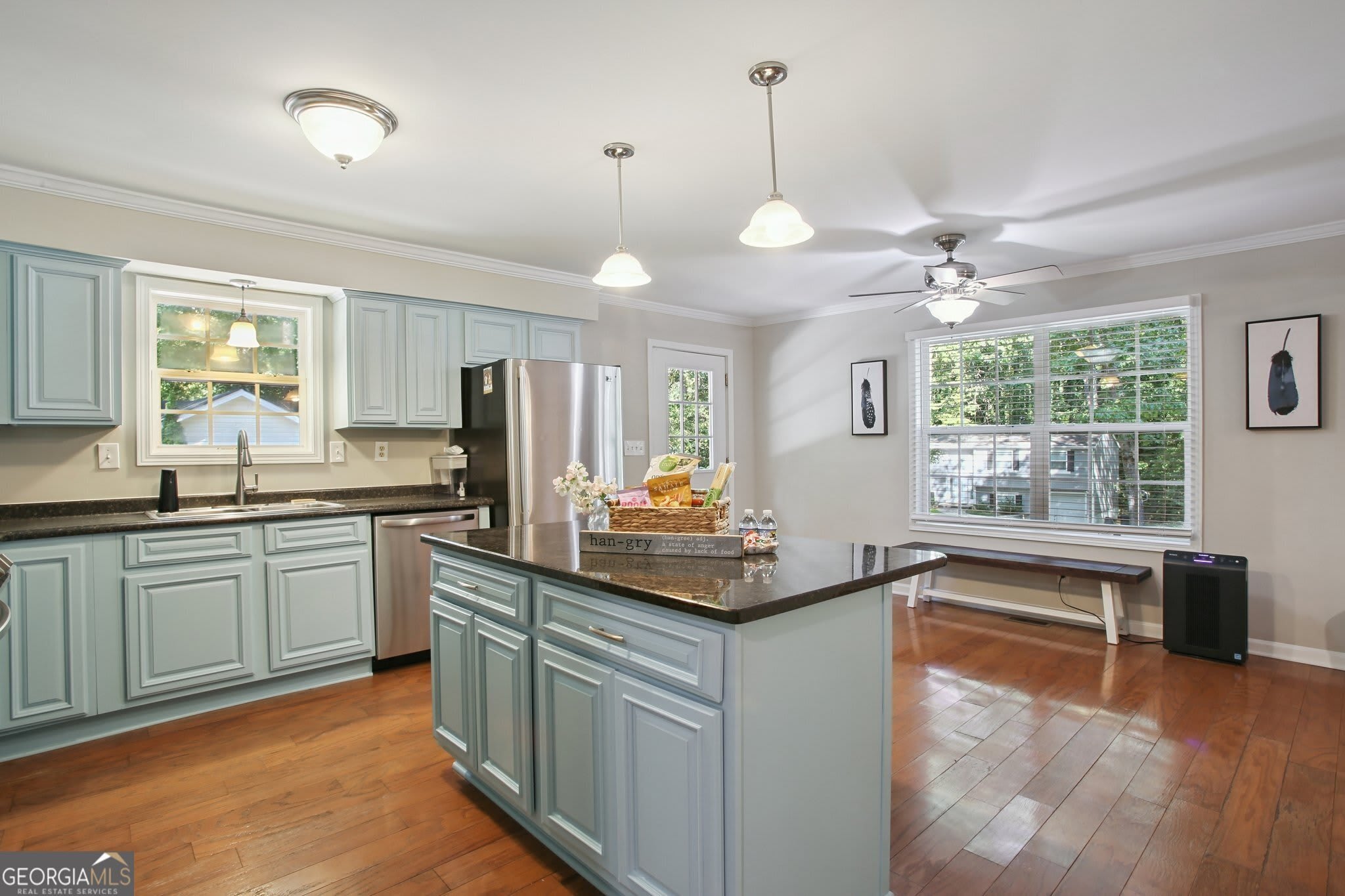 102 Hickory Drive – photo 3