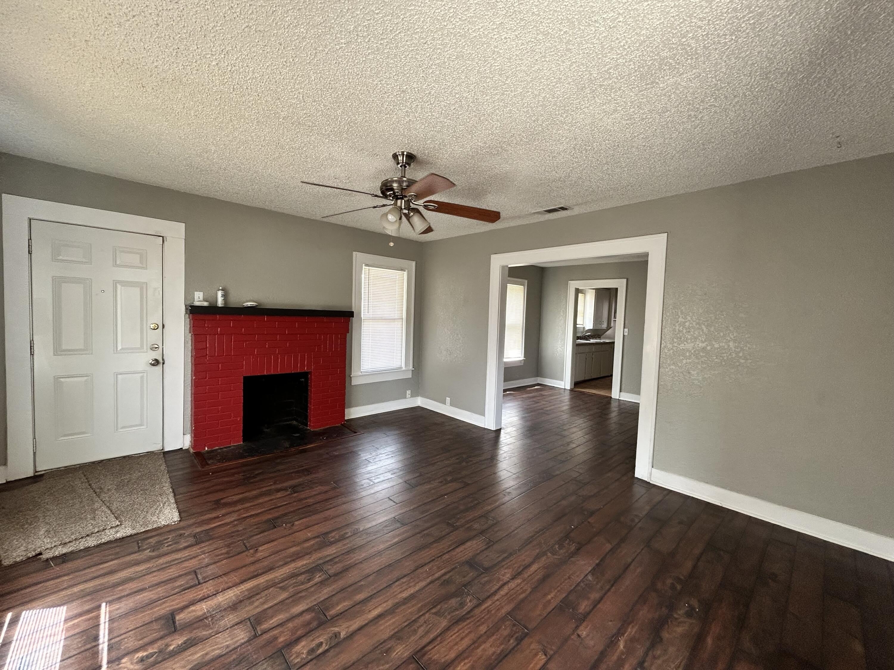 2124 20Th Street – photo 2