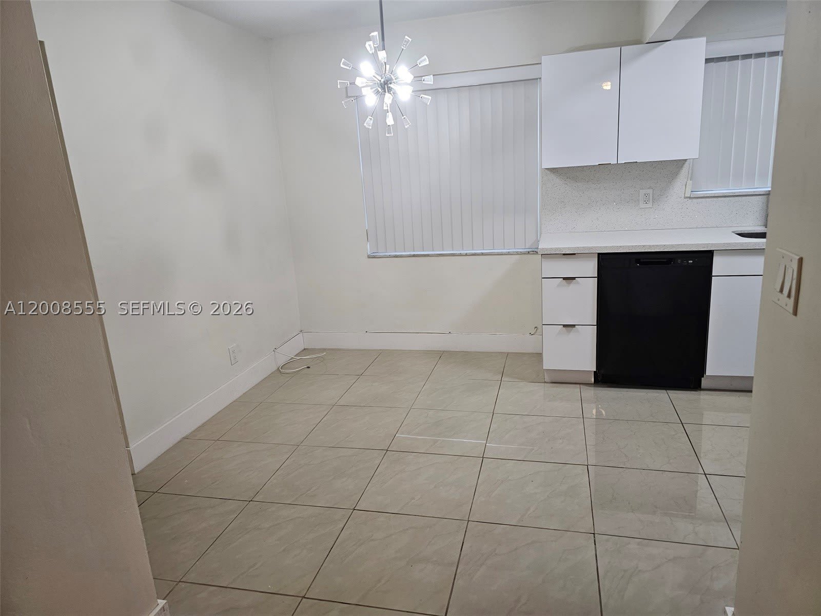 900 Tallwood Ave – photo 4