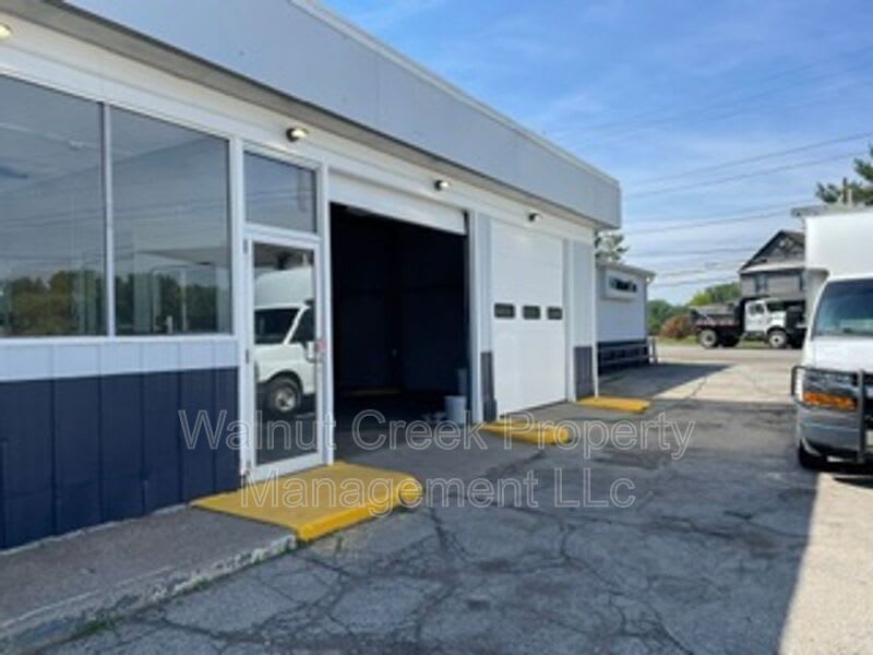 6015 Lake Ave – photo 5
