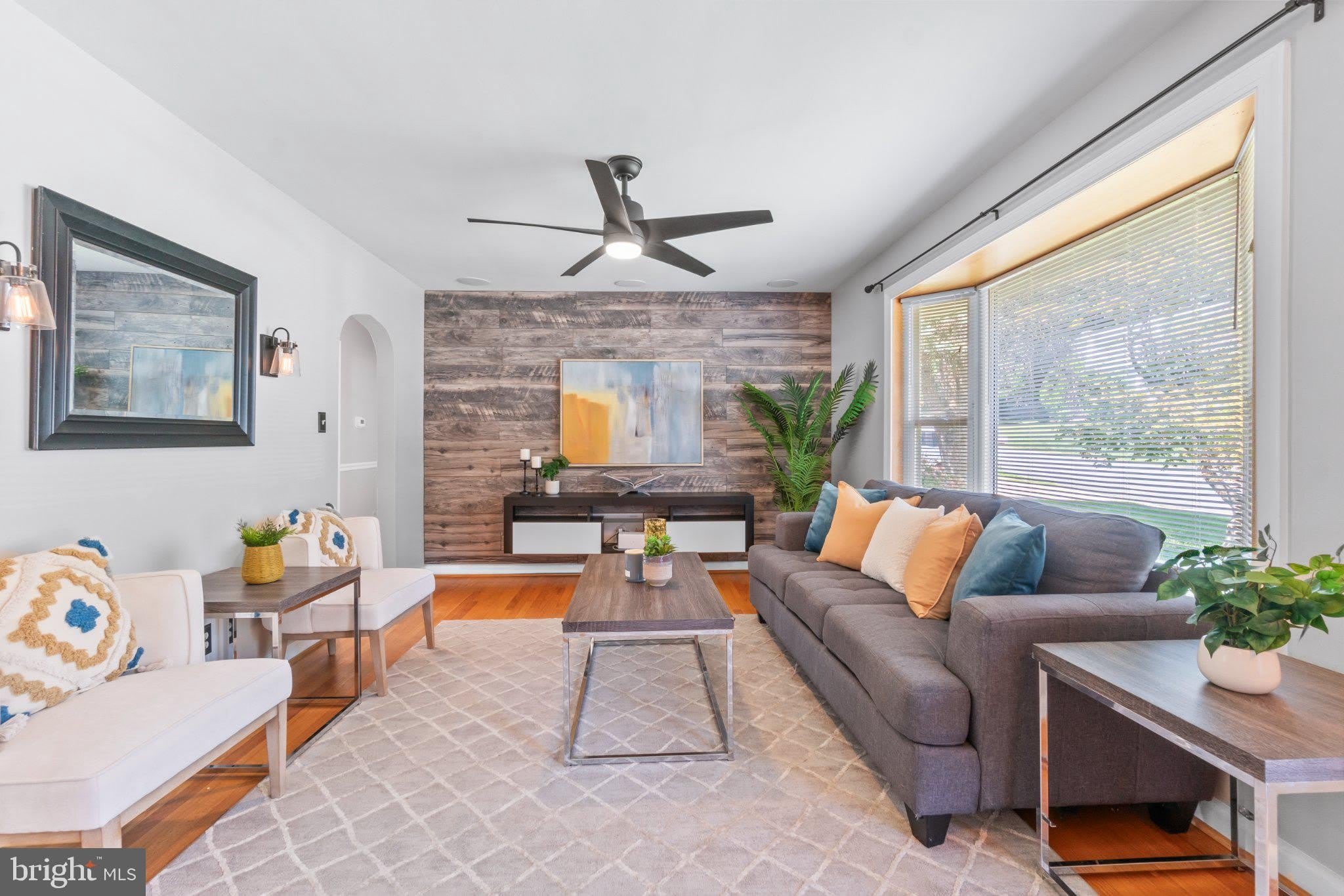 2823 SUPERIOR Avenue – photo 5