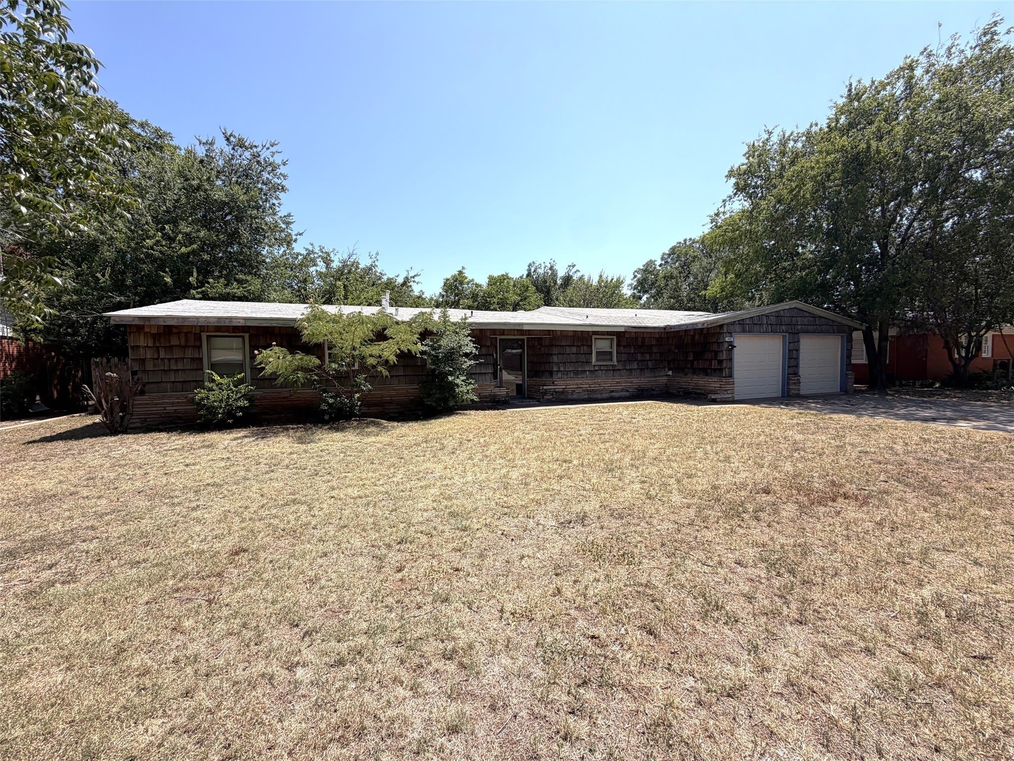 2401 S 35th Street – photo 3