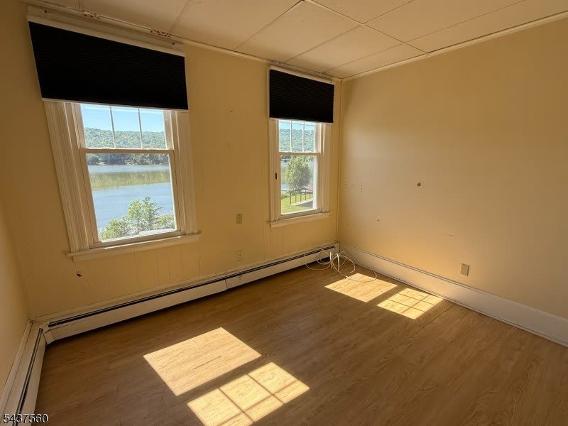 144 Lakeside Dr – photo 2