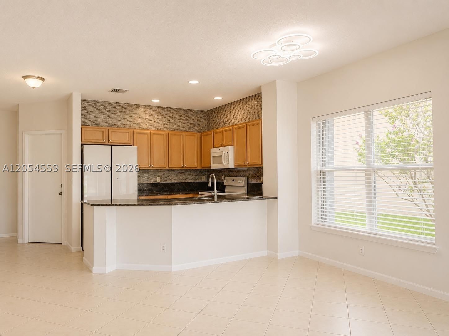 7337 Smithbrooke Dr – photo 3