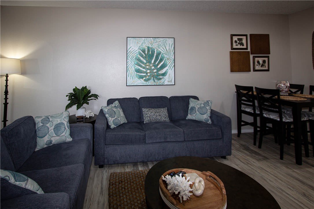 14721 Whitecap Boulevard – photo 3