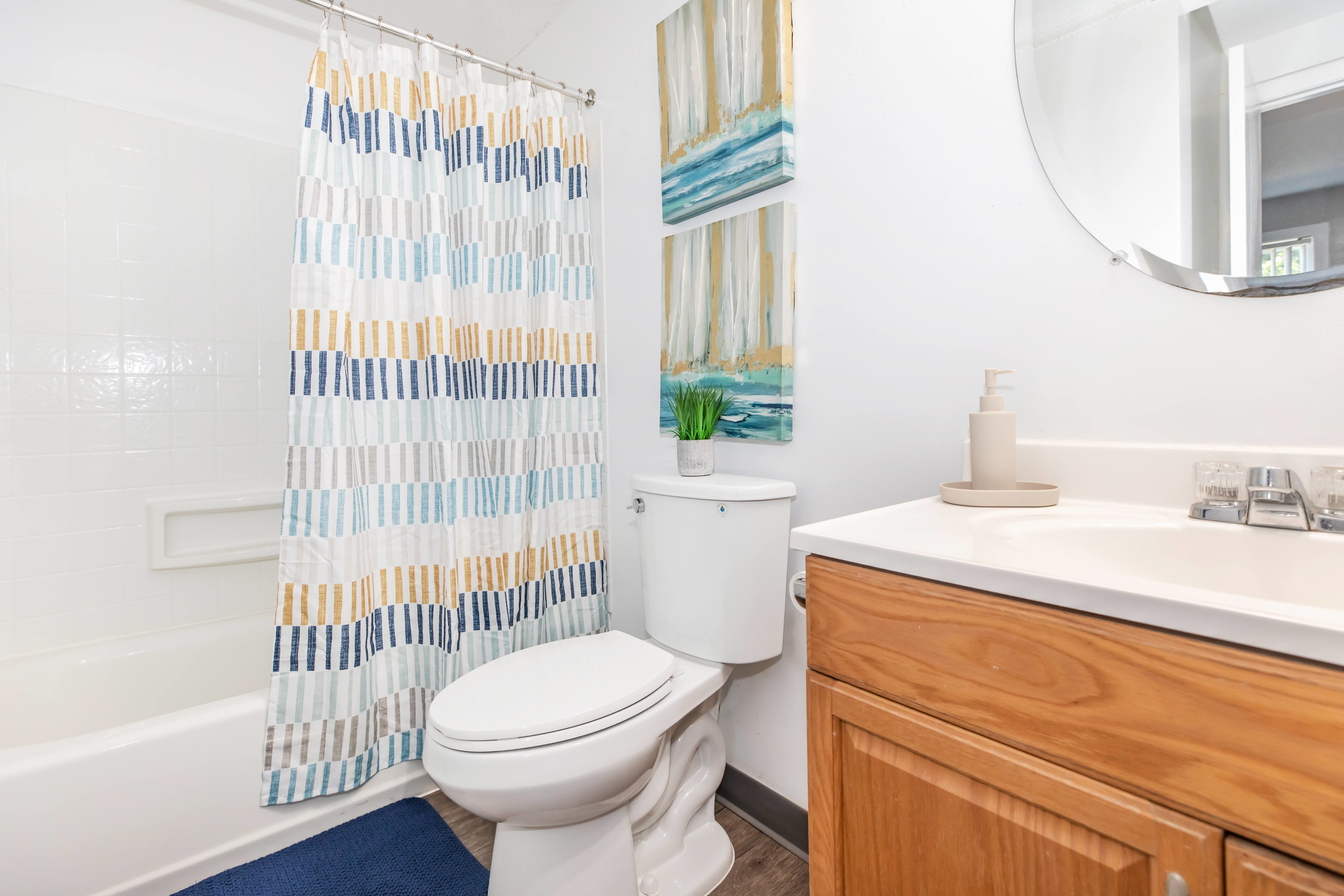 510 Main Apartments – photo 1