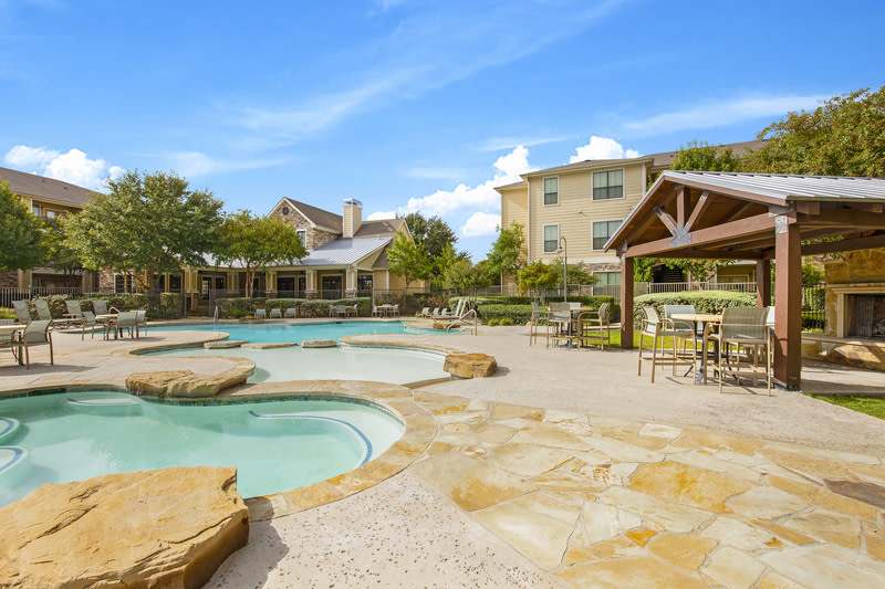 Ranch 123 Apartments – photo 1