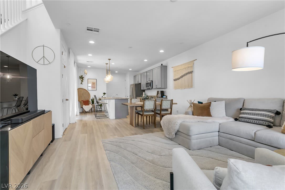 92 Kimberlite Drive – photo 5
