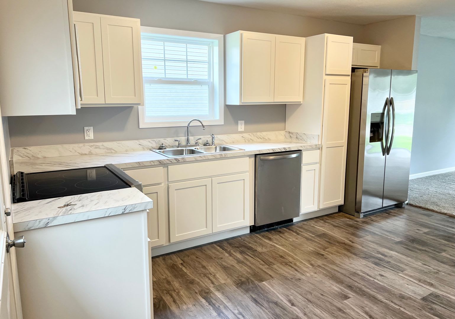 Beautiful Newer Construction 2-Bedroom Home – Modern, Move-In Ready & Available Now! – photo 5