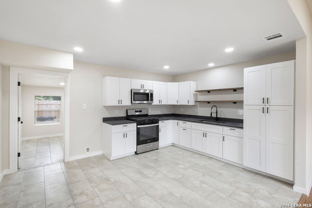 306 WESTMORELAND DR – photo 3