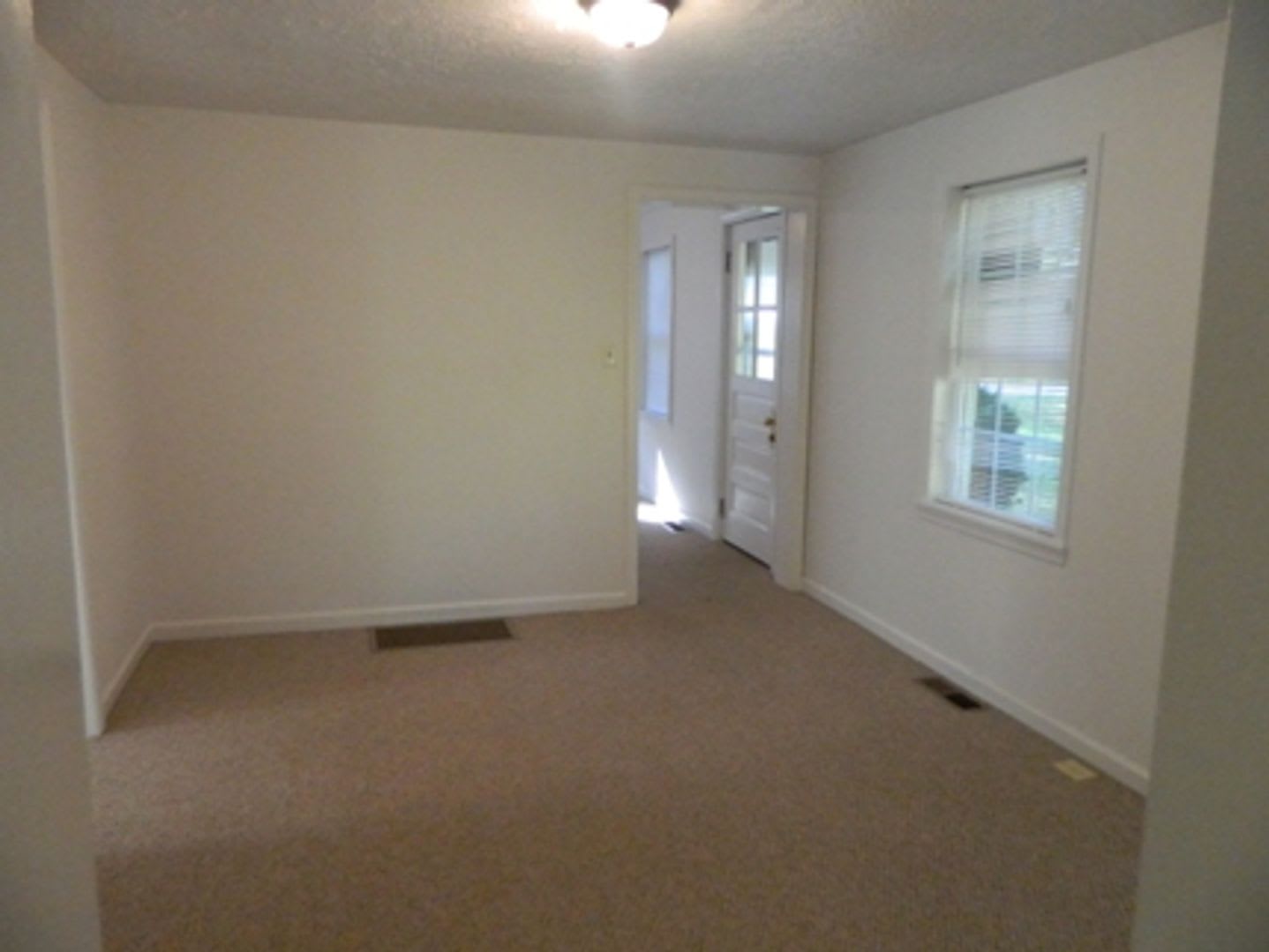 One Level Home off Boonsboro Road – photo 5