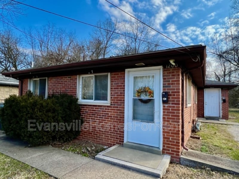 1202 South Lombard Avenue – photo 2