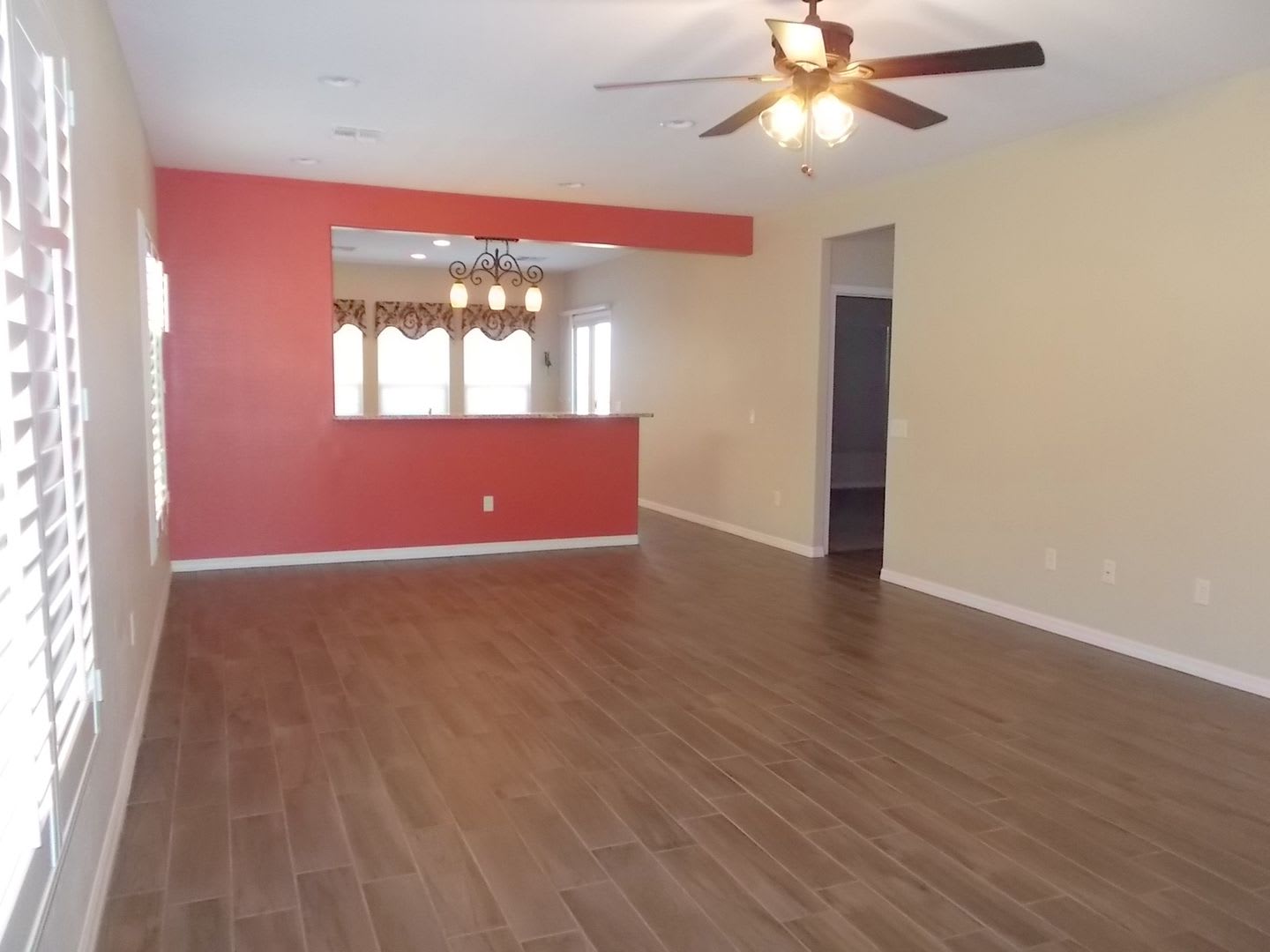 Beautiful 55+ Single-Story Home Available in Mesquite – photo 3
