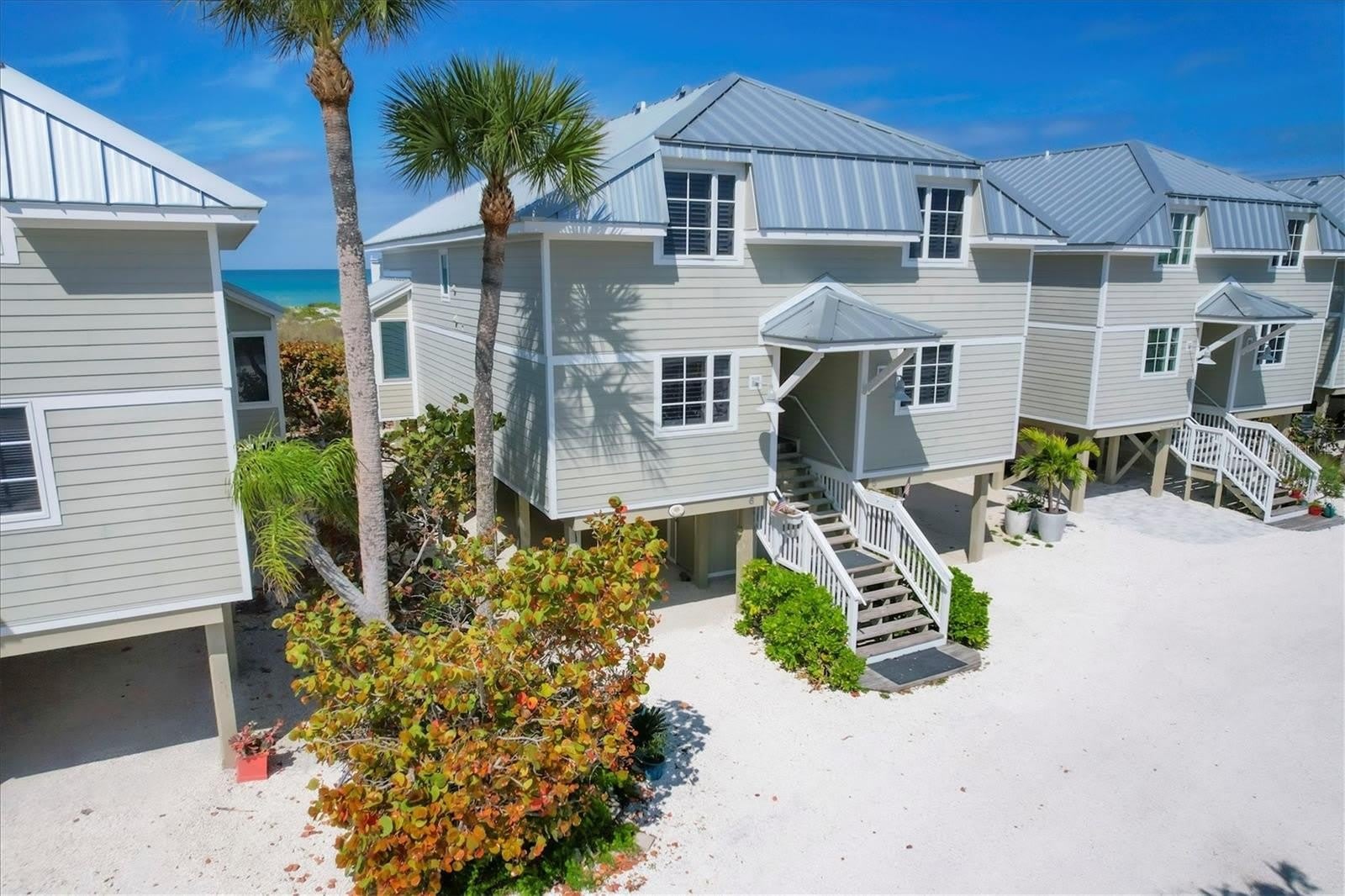 480 GULF Boulevard – photo 4