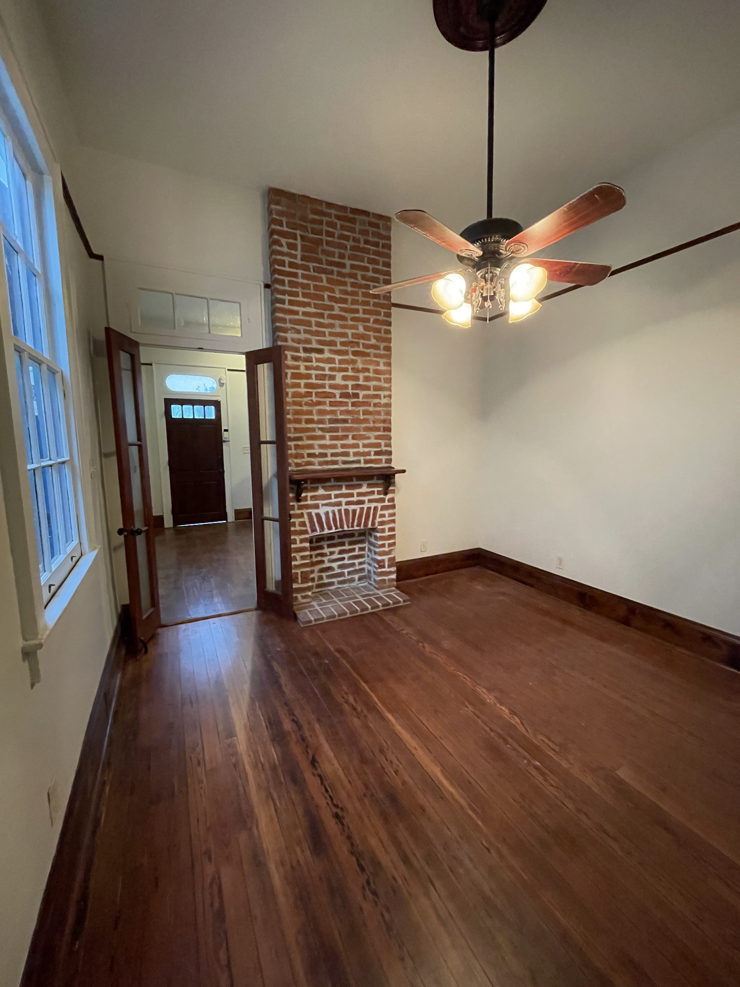 2025 Marais Street – photo 4