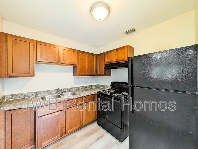 920 Saratoga Blvd – photo 2