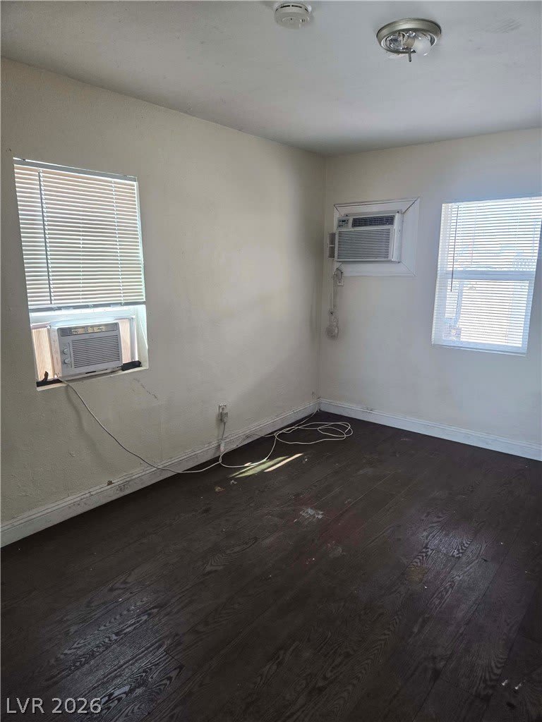 413 W Van Buren Avenue – photo 3