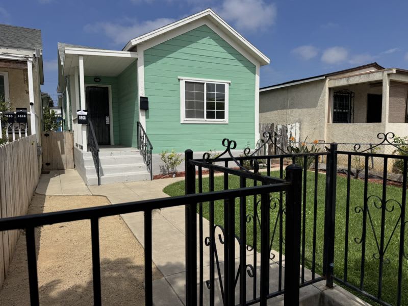 1820 Kearney Ave – photo 1