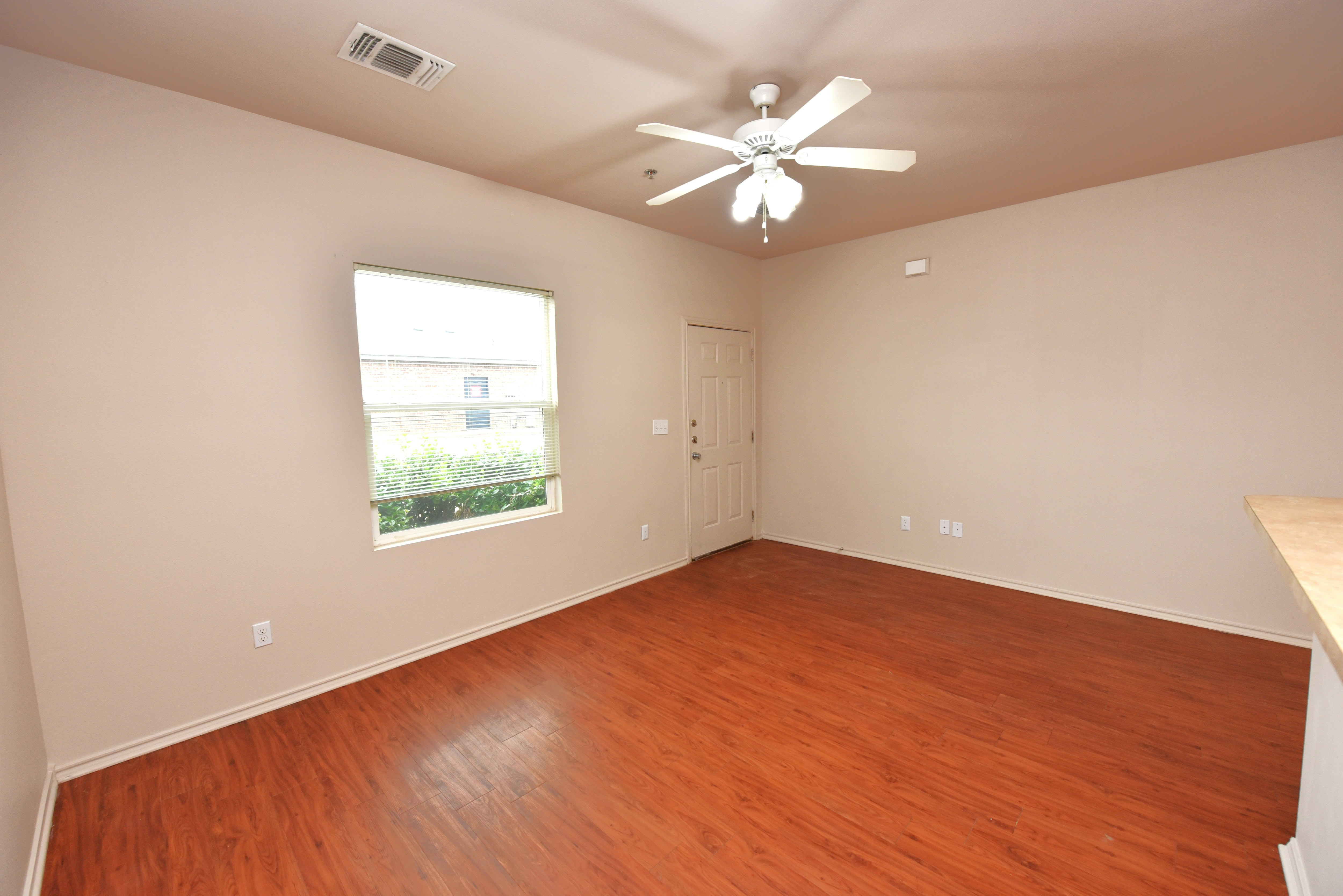 Chilton Village Apartments – photo 3