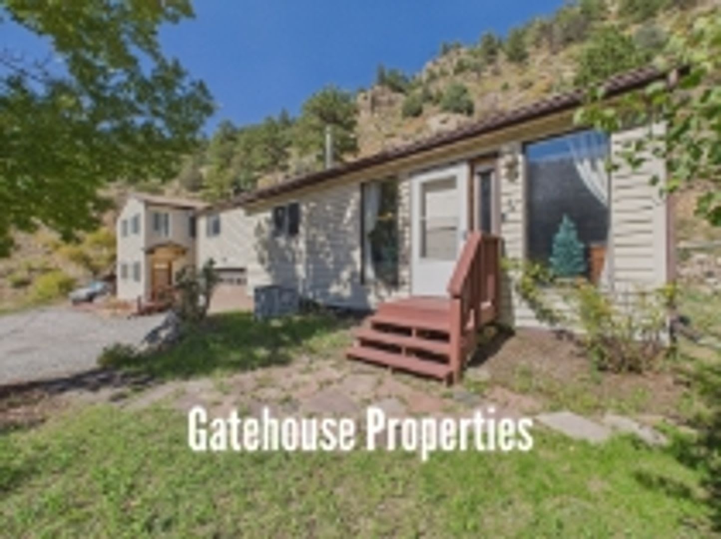 Downtown Idaho Springs Home for Lease – photo 2