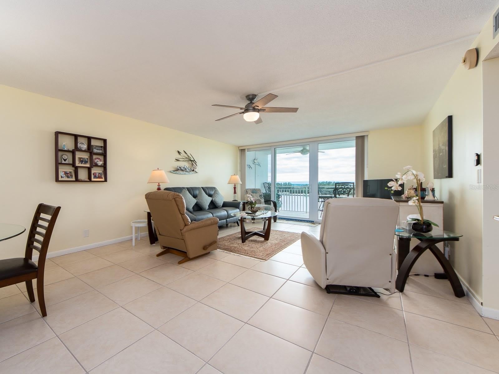 675 S Gulfview Boulevard – photo 3