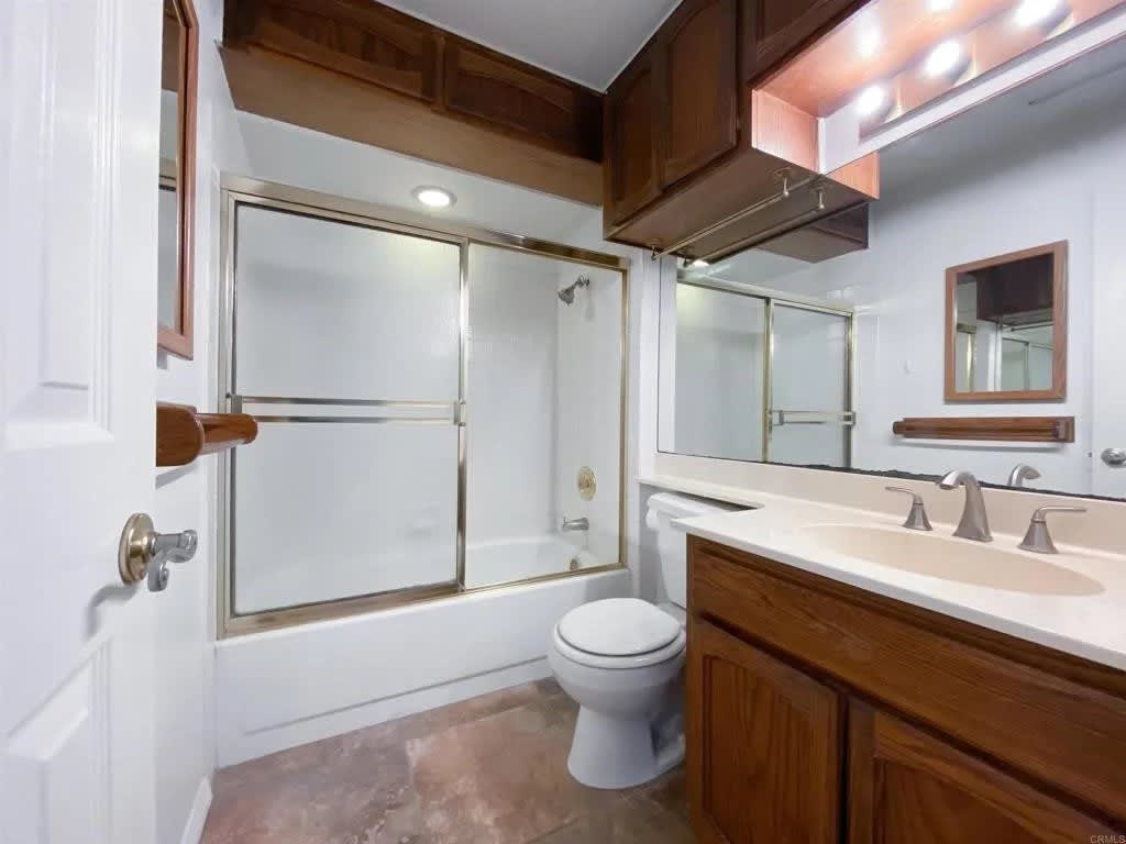 4355 Rialto St Apt 4 – photo 4