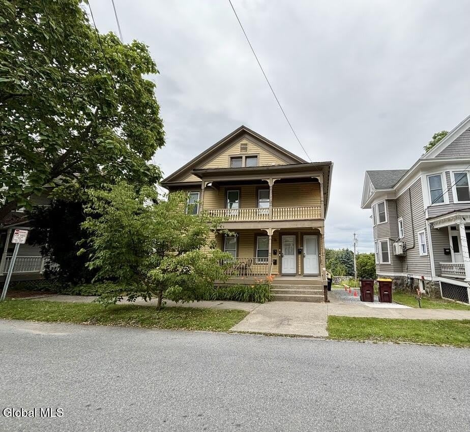 130 Woodlawn Avenue – photo 1