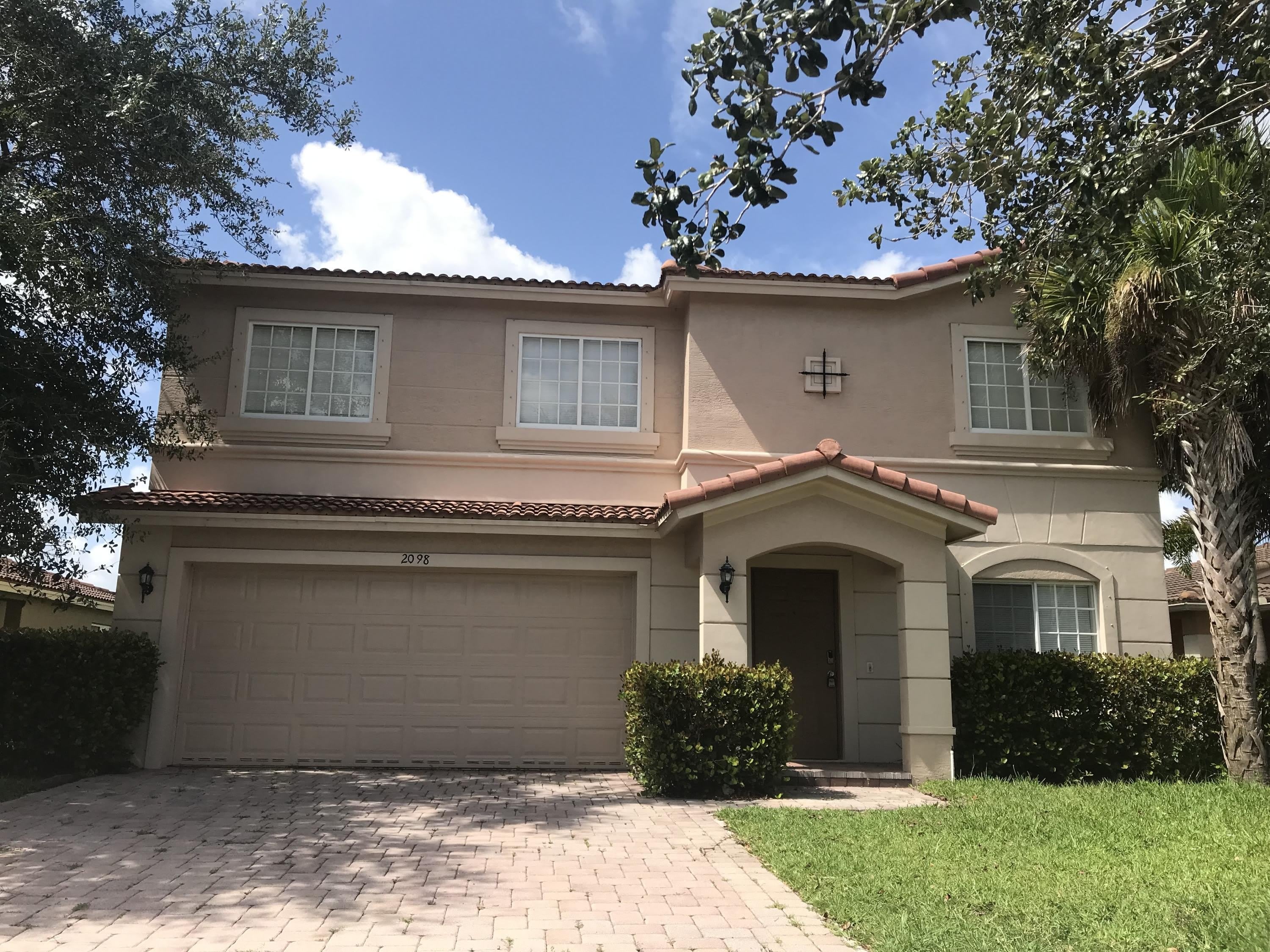 2098 SW Newport Isles Boulevard – photo 1