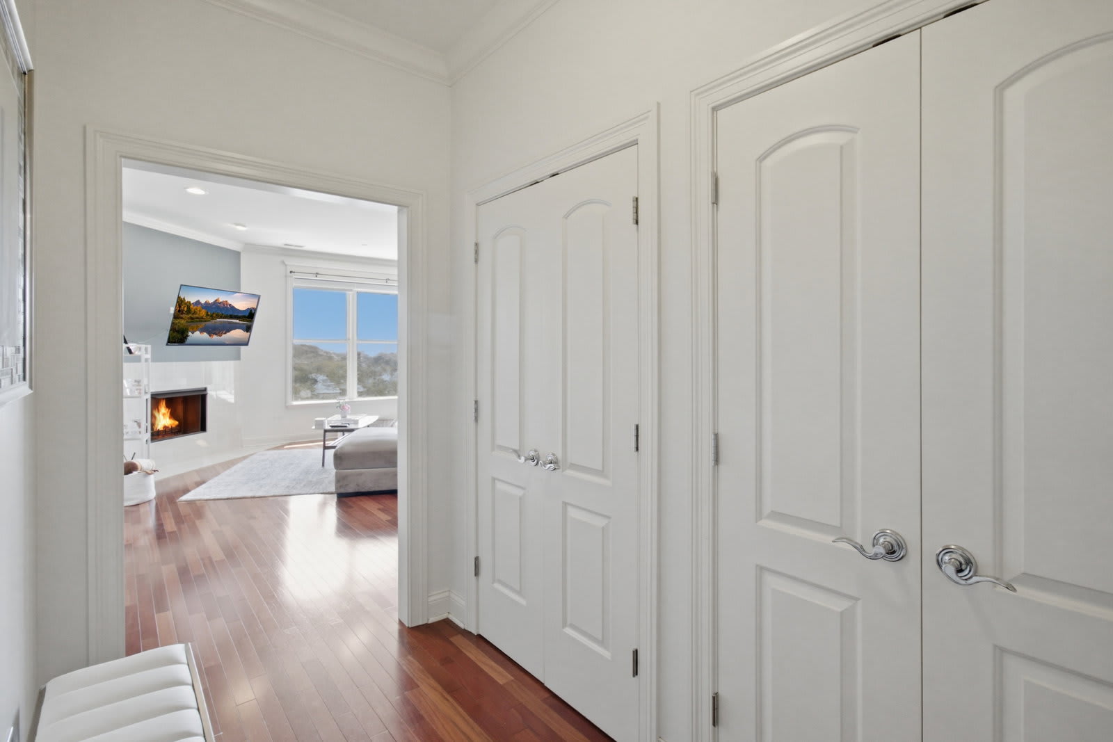 2801 North Oakley Avenue – photo 4