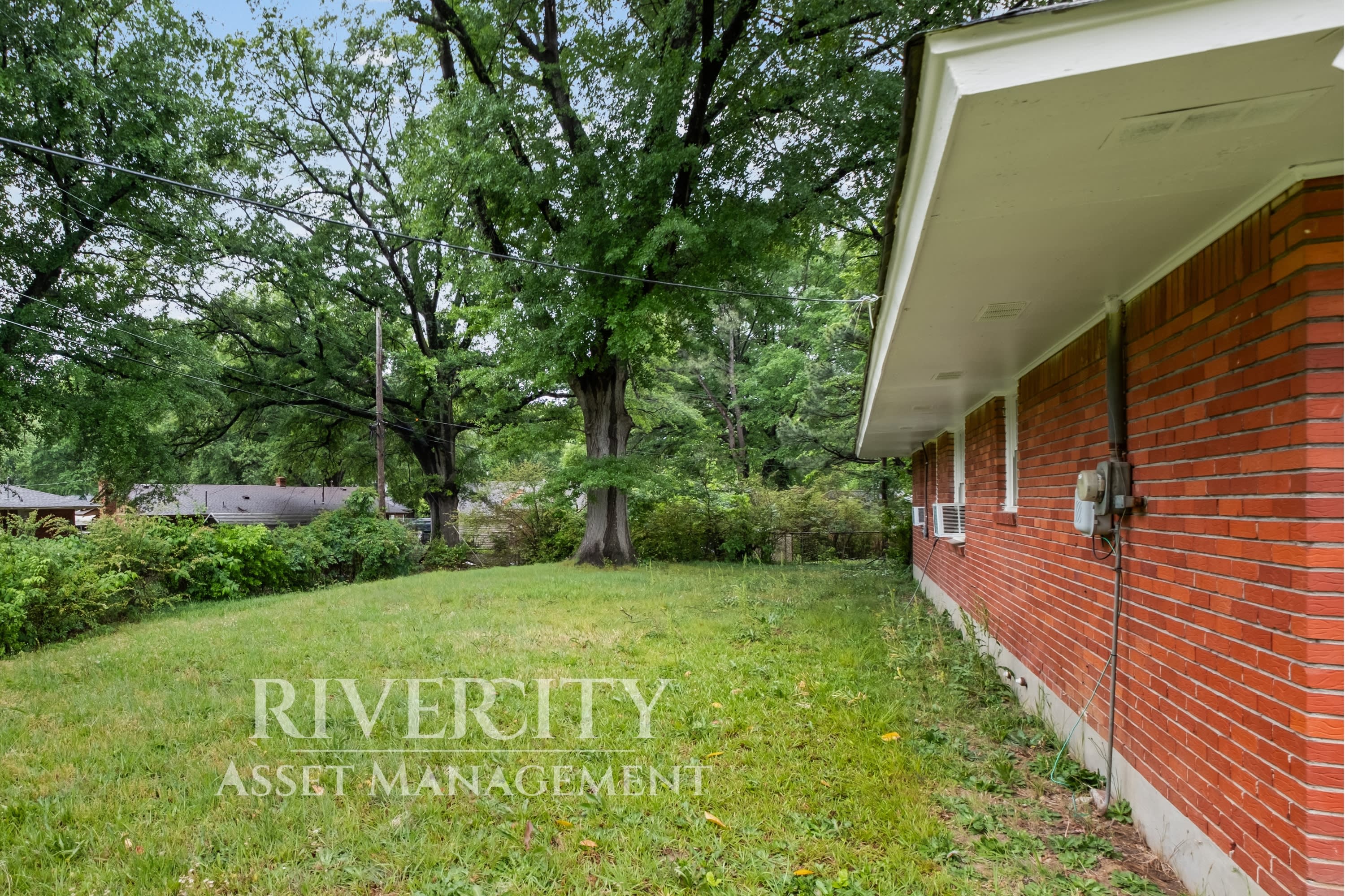 1381 Laudeen Drive – photo 3