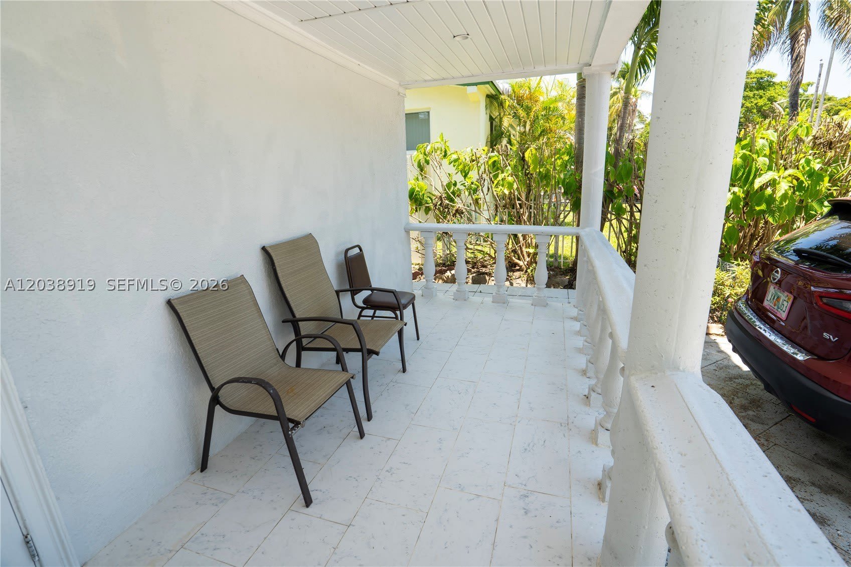 16990 NE 5th Ct – photo 2