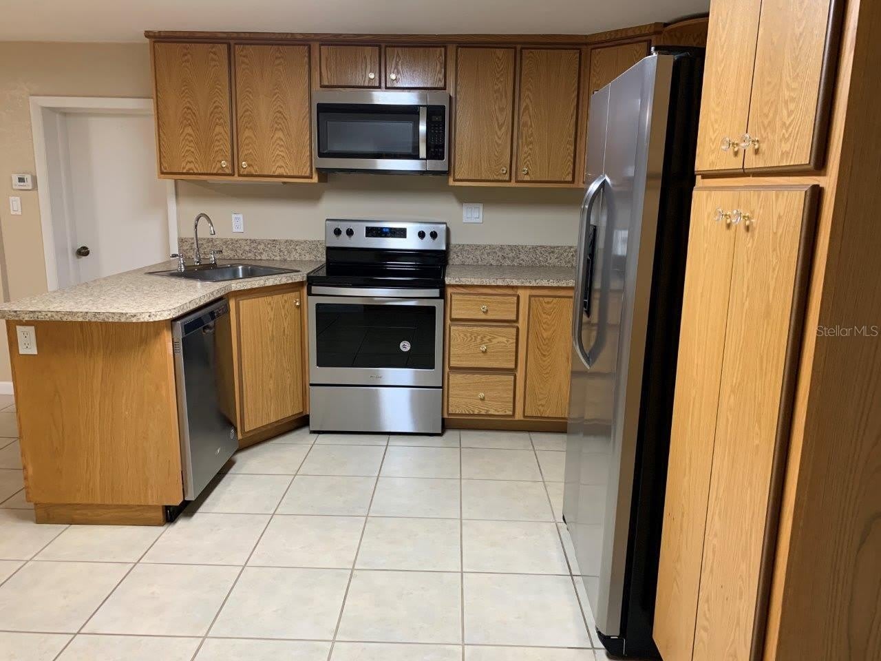 108 E HAZEL Street – photo 3