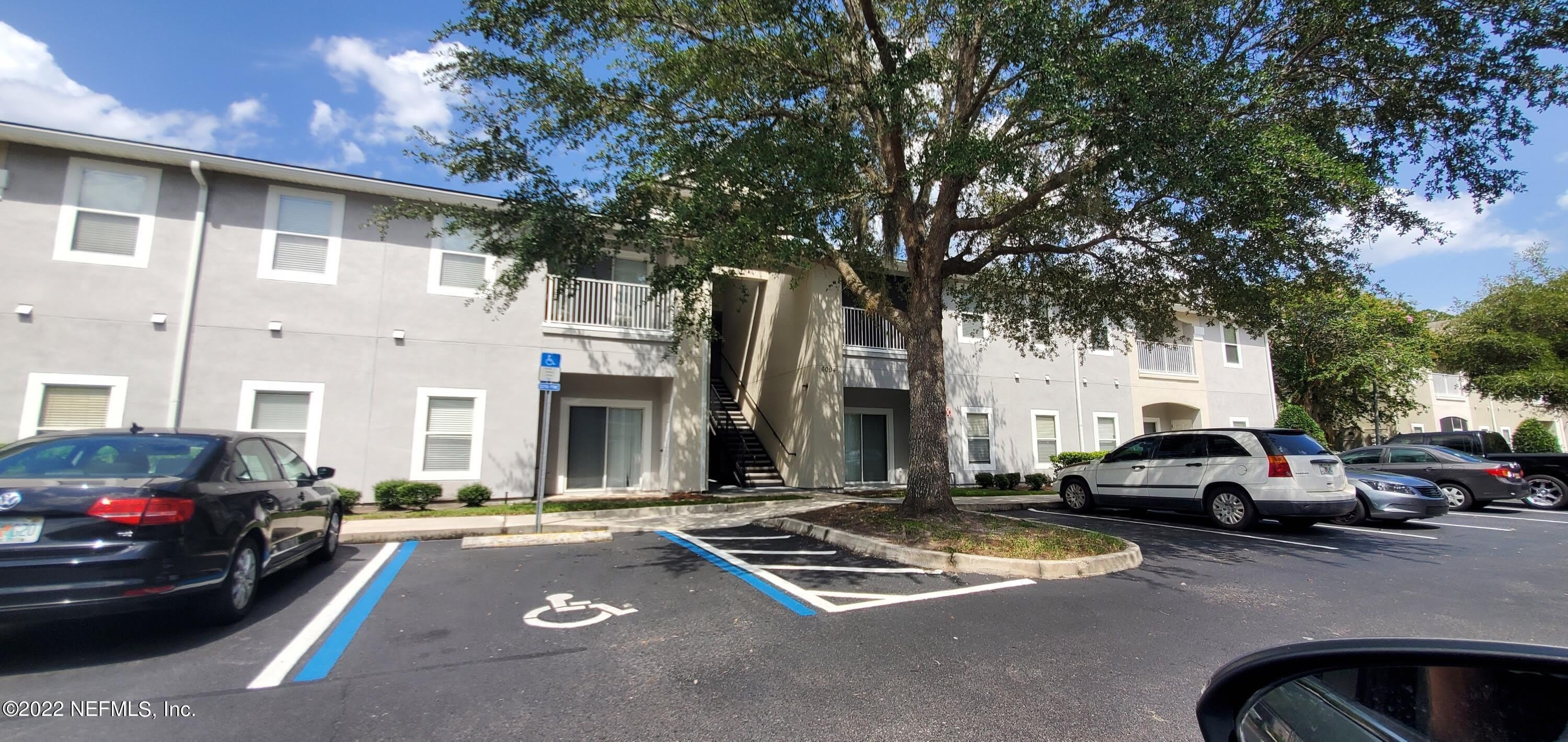 6094 MAGGIES Circle – photo 4