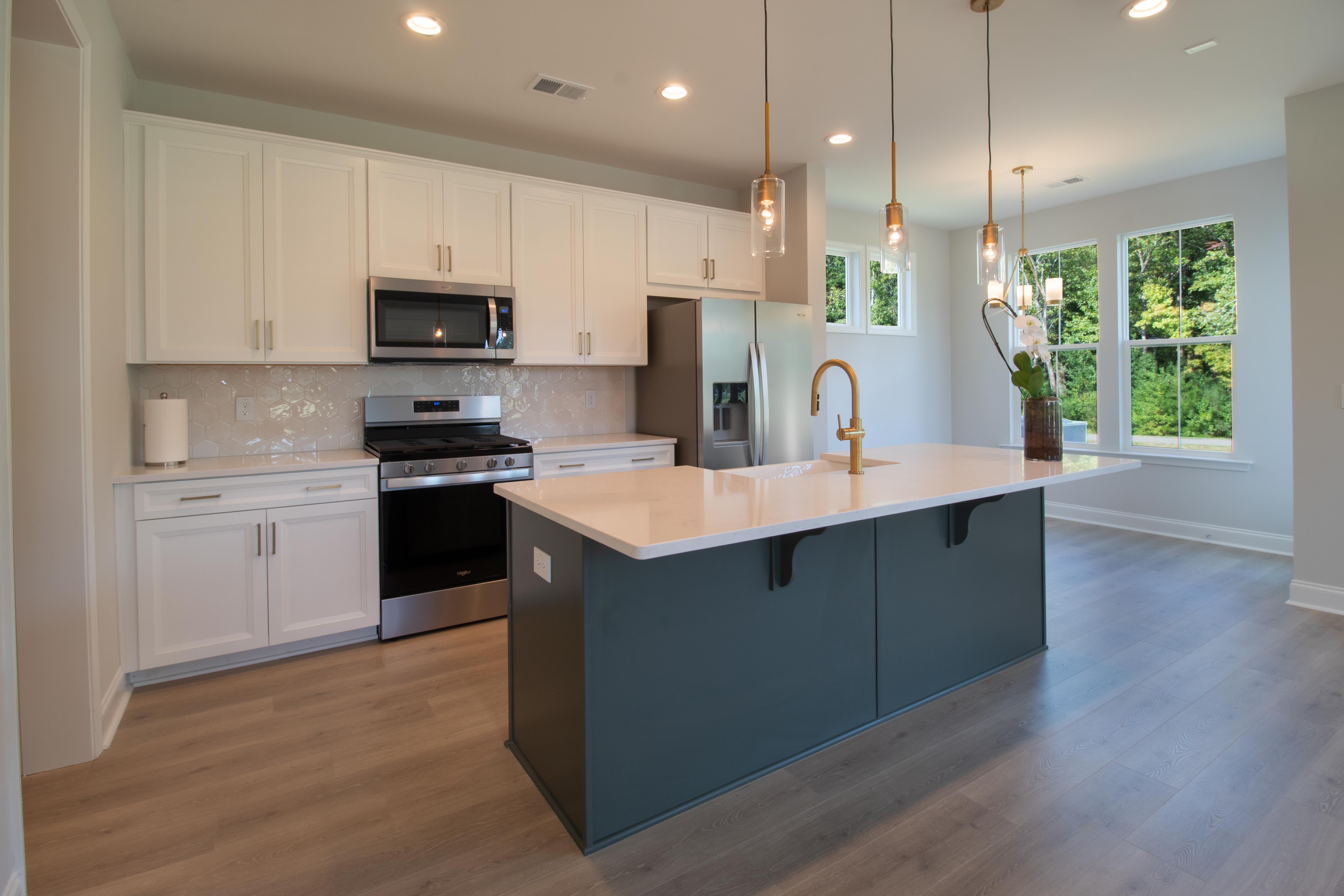 426 Queenview Ln – photo 3
