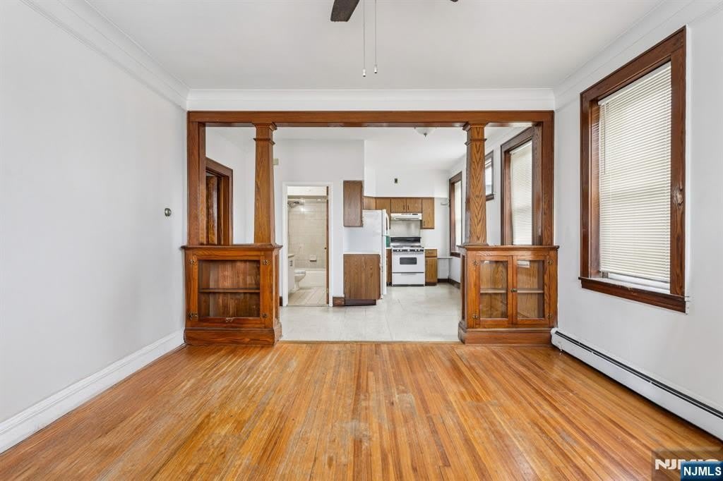 40 Malcolm Avenue – photo 2